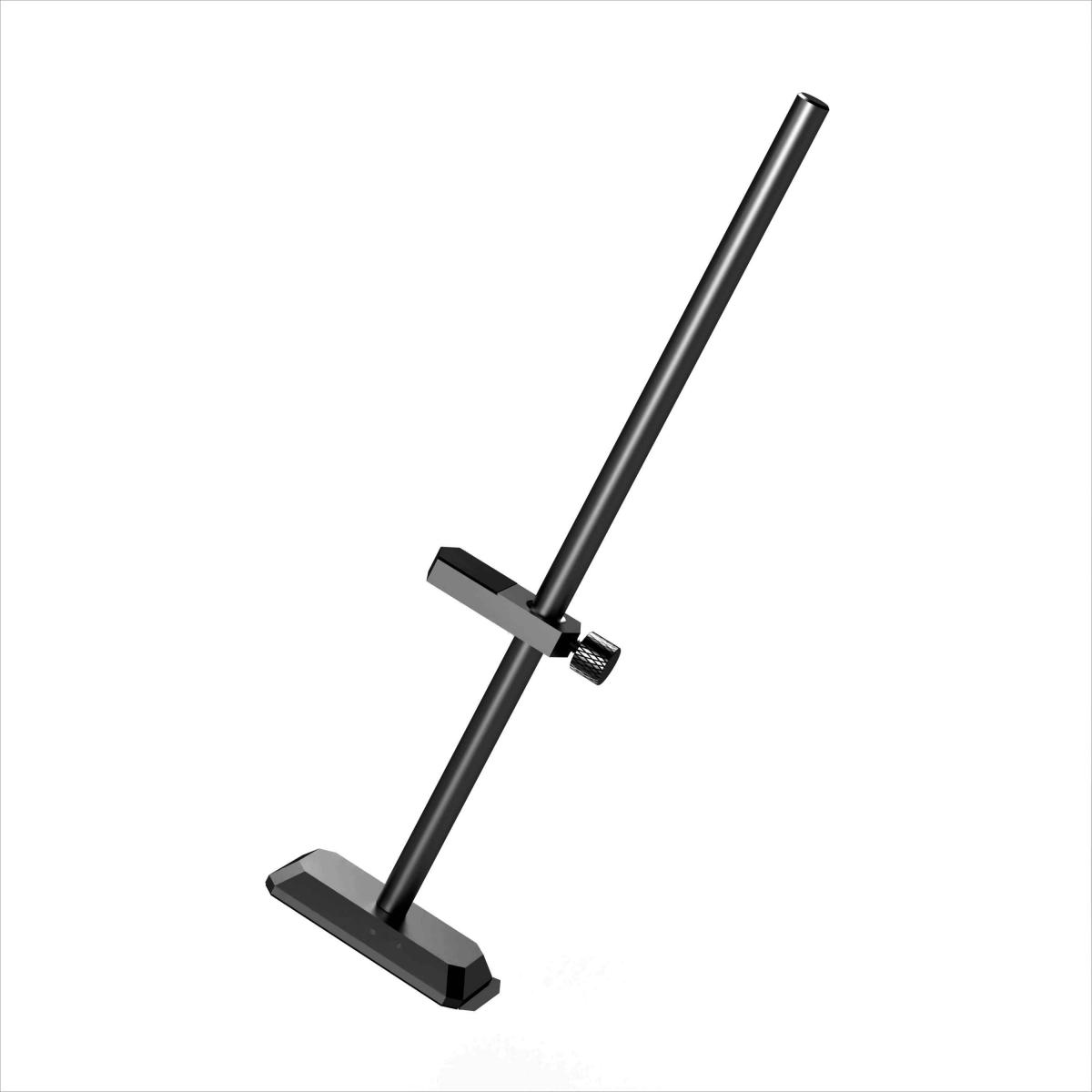 Ein schwarzer Metallständer mit Basis, vertikaler Stange und horizontalem Arm mit Knopf vor weißem Hintergrund.