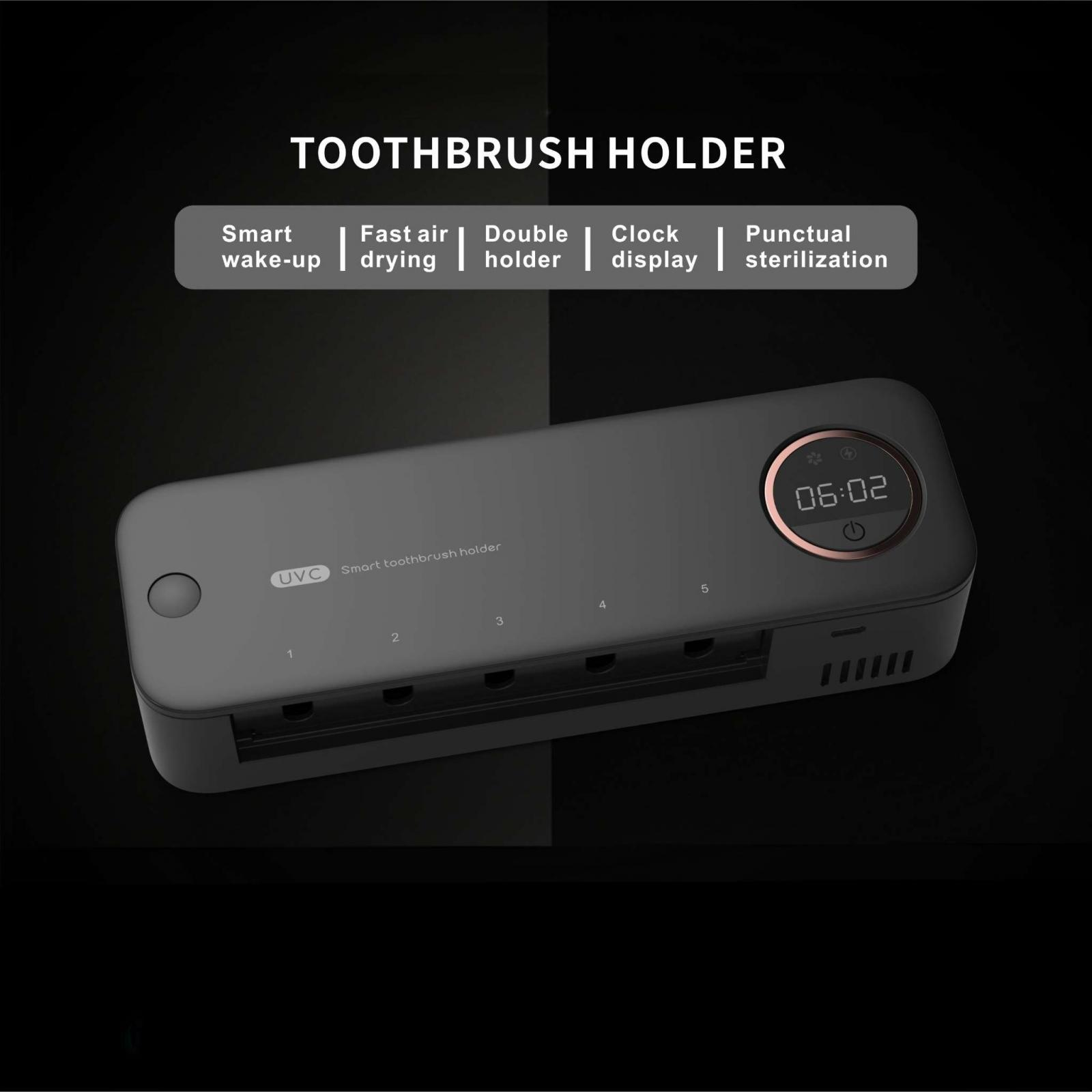 Ein schwarzer, intelligenter Zahnbürstenhalter mit digitaler Uhr, Zahlen und UVC-Text. Er hat fünf Steckplätze.