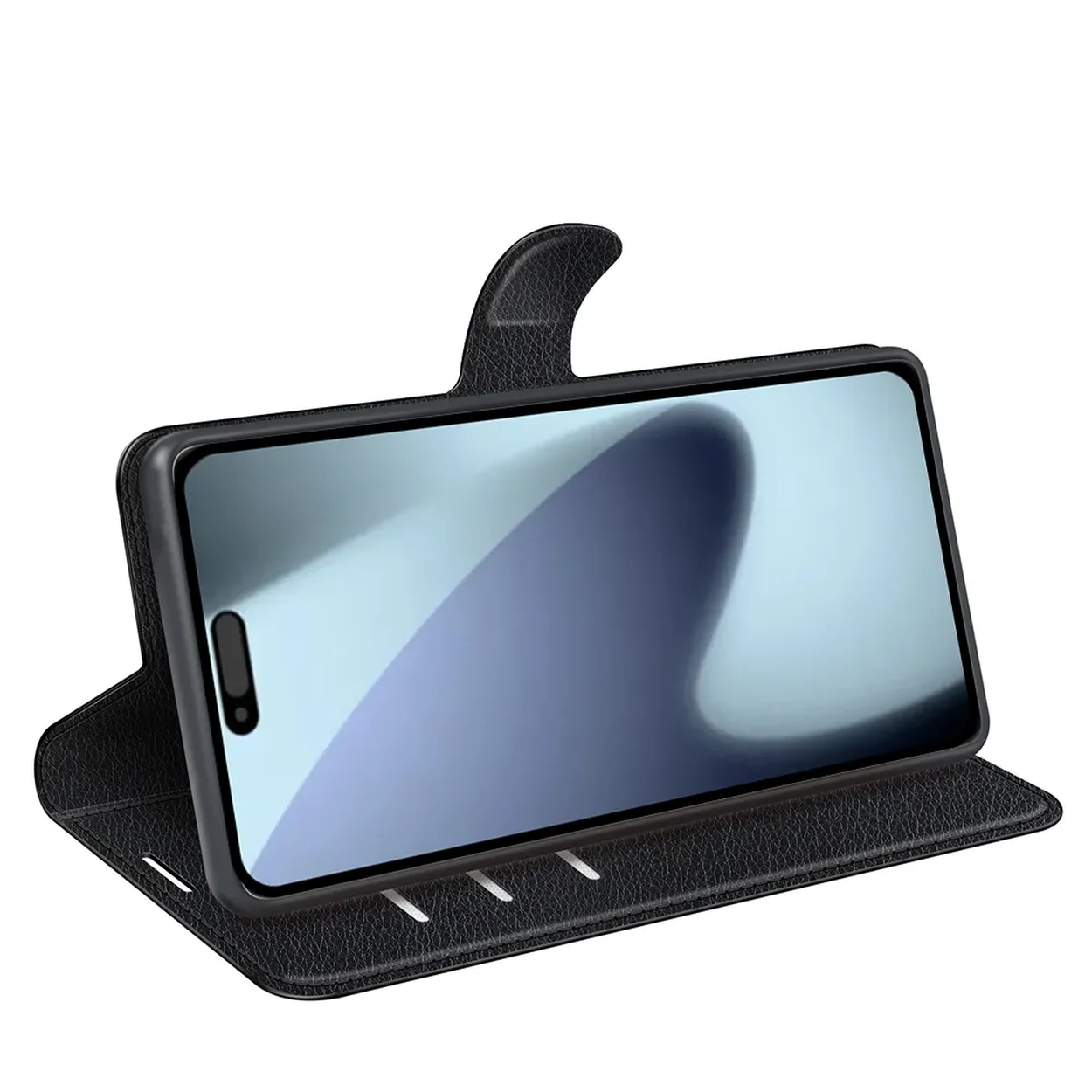 Zwarte telefoonhoes met telefoon erin, op witte achtergrond. De hoes is open en de telefoon staat schuin.