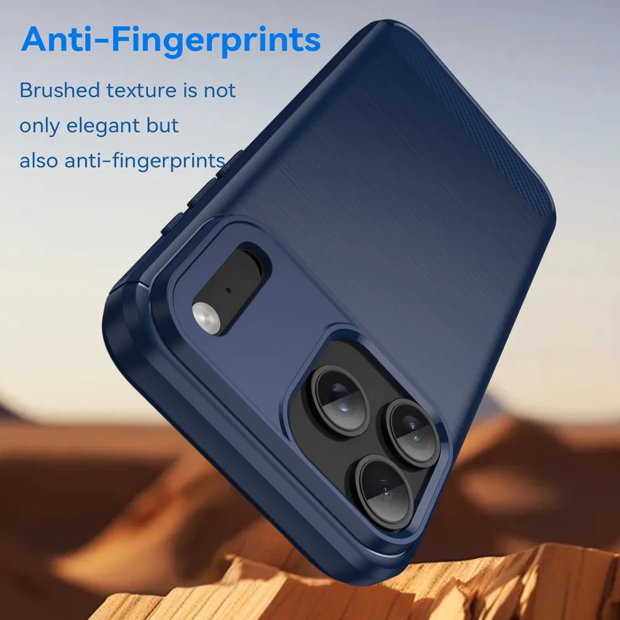 Un étui de téléphone bleu avec trois lentilles de caméra est affiché. L'étui a une texture brossée et est étiqueté 'Anti-Empreintes'.