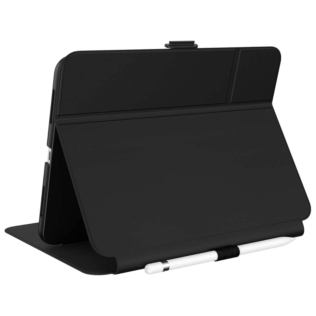 Custodia nera per tablet con supporto. Uno stilo bianco è tenuto da un elastico nero. La custodia è aperta e angolata.