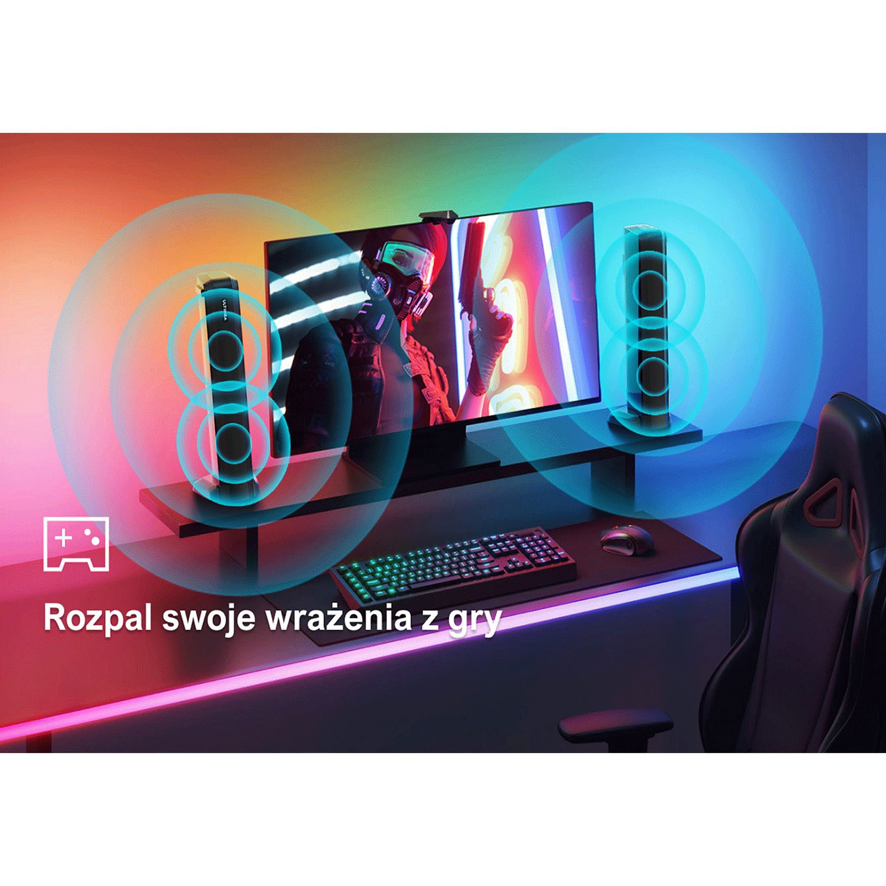 Konfiguracja do gier z monitorem wyświetlającym strzelankę, głośnikami, klawiaturą, myszką i fotelem.