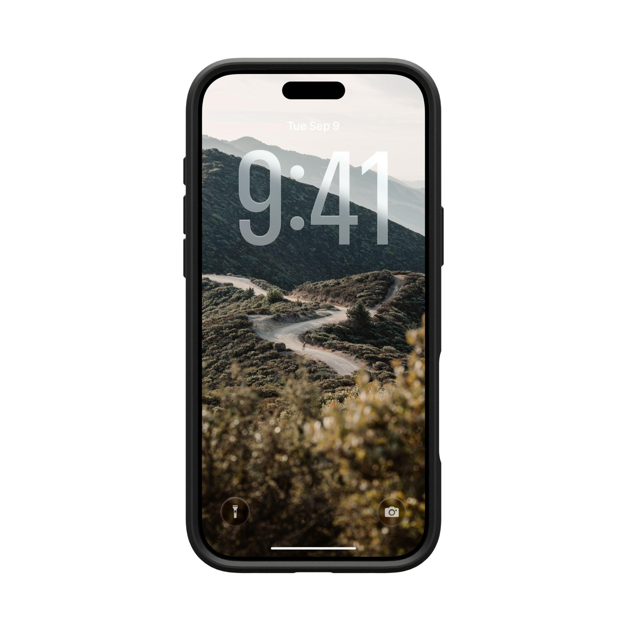 iPhone affichant une route de montagne à 9h41, mardi 9 septembre. Le téléphone est dans un étui noir.