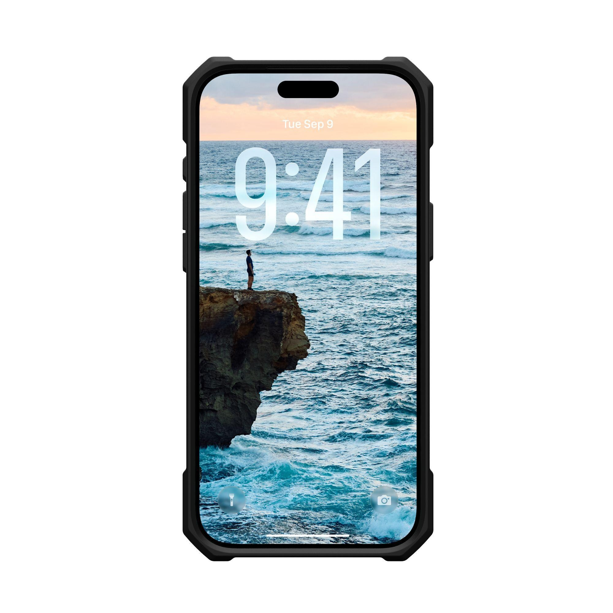 Ein Telefon zeigt einen Mann auf einer Klippe mit Blick auf das Meer. Die Uhrzeit ist 9:41 Uhr am 9. September.