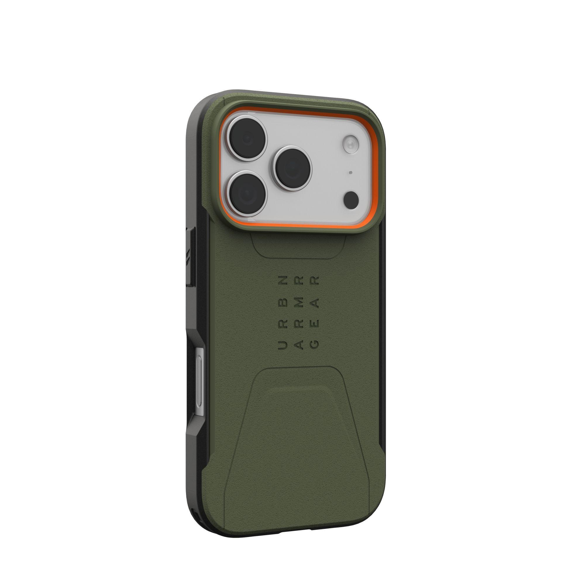 Een olijfgroene telefoonhoes met zwarte en oranje accenten. De hoes heeft een uitsparing voor de camera en de letters UAG.