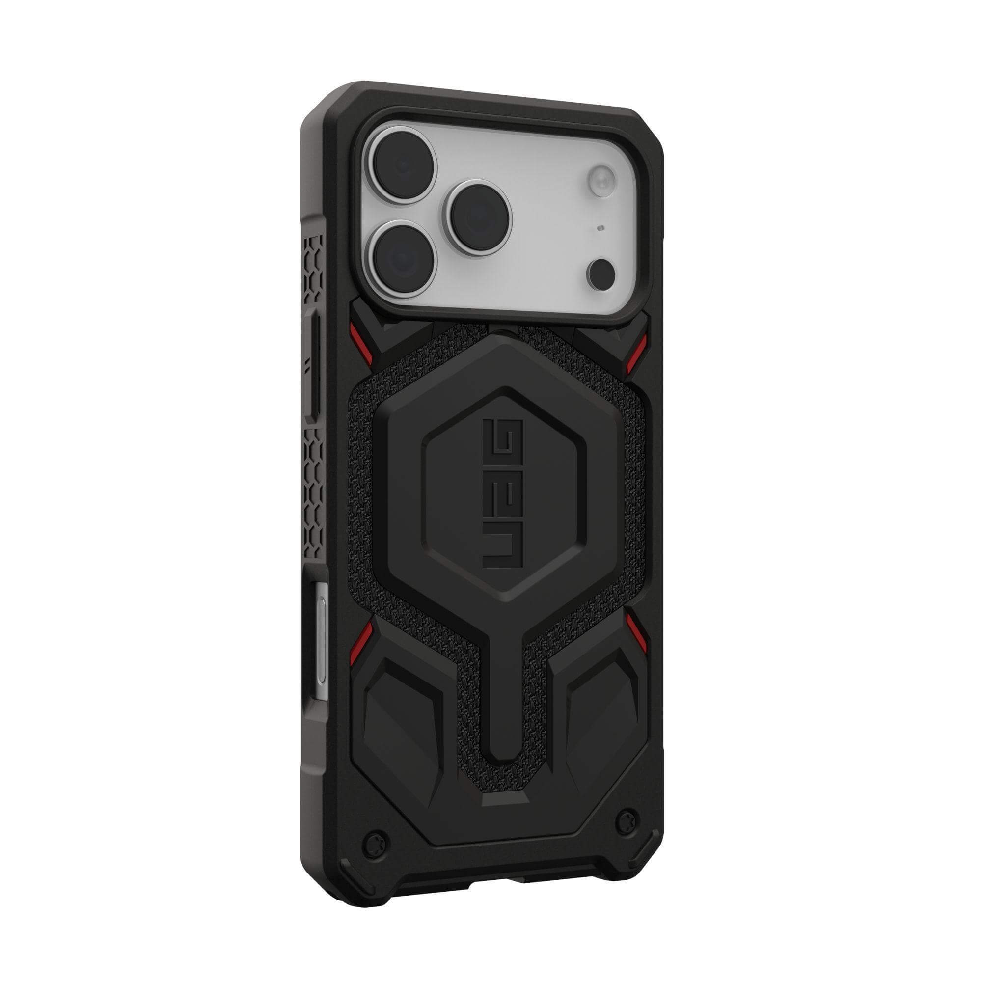 Funda de teléfono negra con área de cámara plateada. Tiene el logo UAG y un diseño robusto.