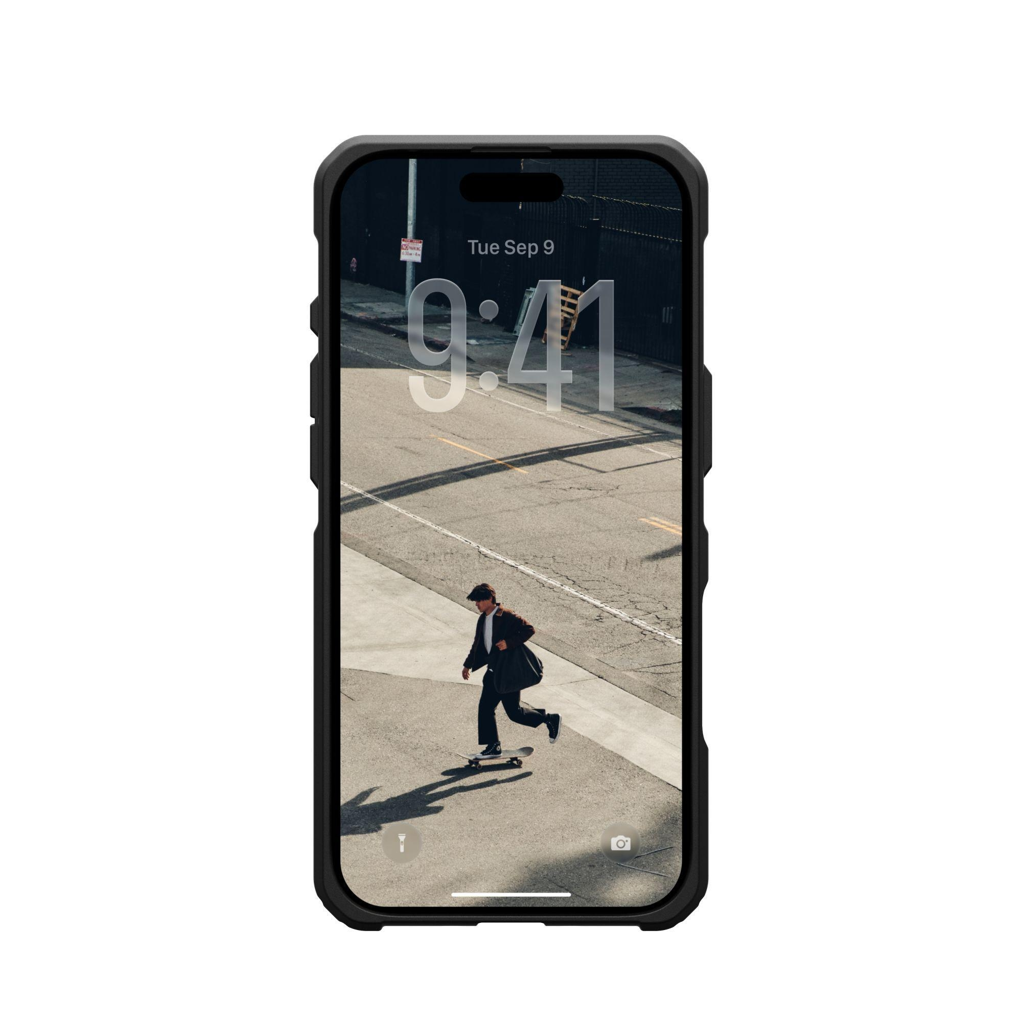 Uno schermo del telefono mostra una persona che fa skateboard per strada. La data è il 9 settembre e l'ora è 9:41.