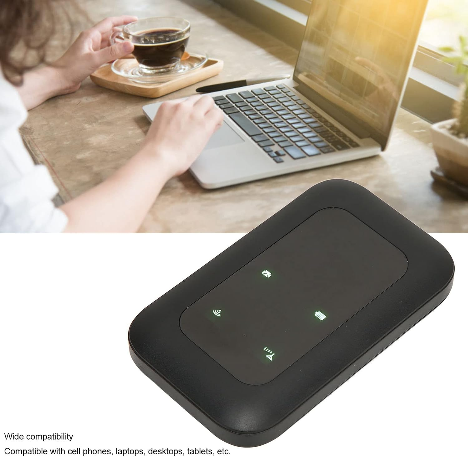 Eine Person benutzt einen Laptop mit einer Kaffeetasse. Im Vordergrund ein schwarzes Gerät mit leuchtenden Symbolen.