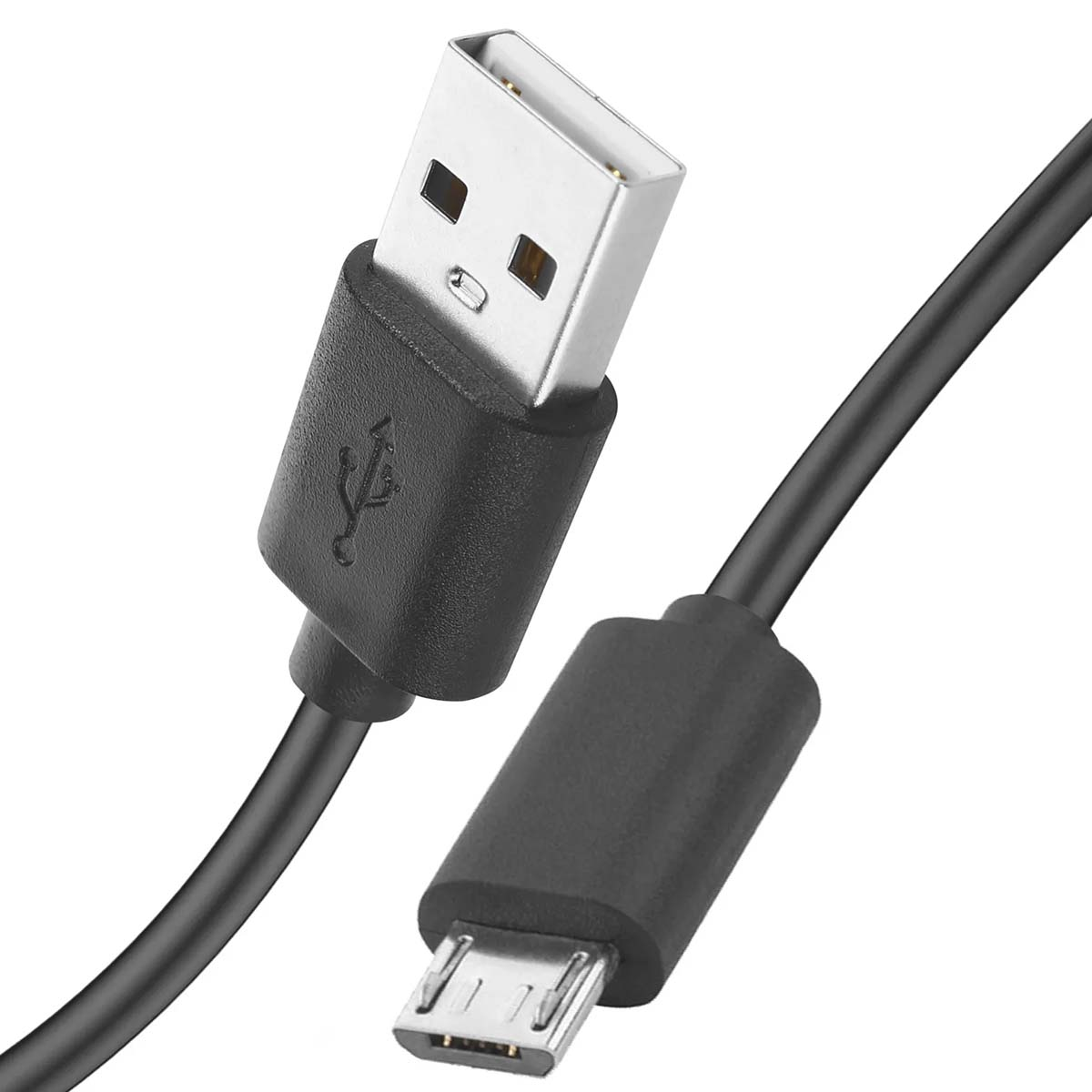 Un cavo USB nero con un connettore USB-A e un connettore micro-USB, su sfondo bianco. I connettori sono neri e argentati.