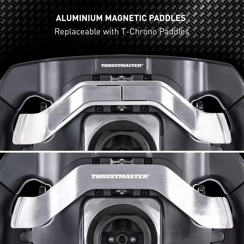 Primo piano di un volante Thrustmaster con paddle magnetici in alluminio. Il testo indica che sono sostituibili. Il logo è visibile.