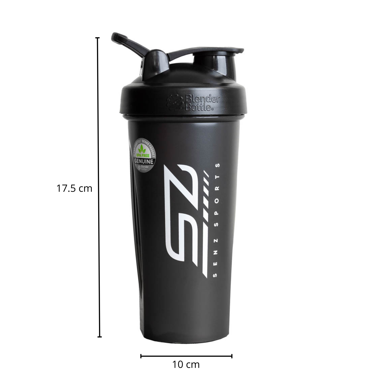 Een zwarte Blender Bottle met een wit logo en meetlijnen. Hij is 17,5 cm hoog en 10 cm breed.