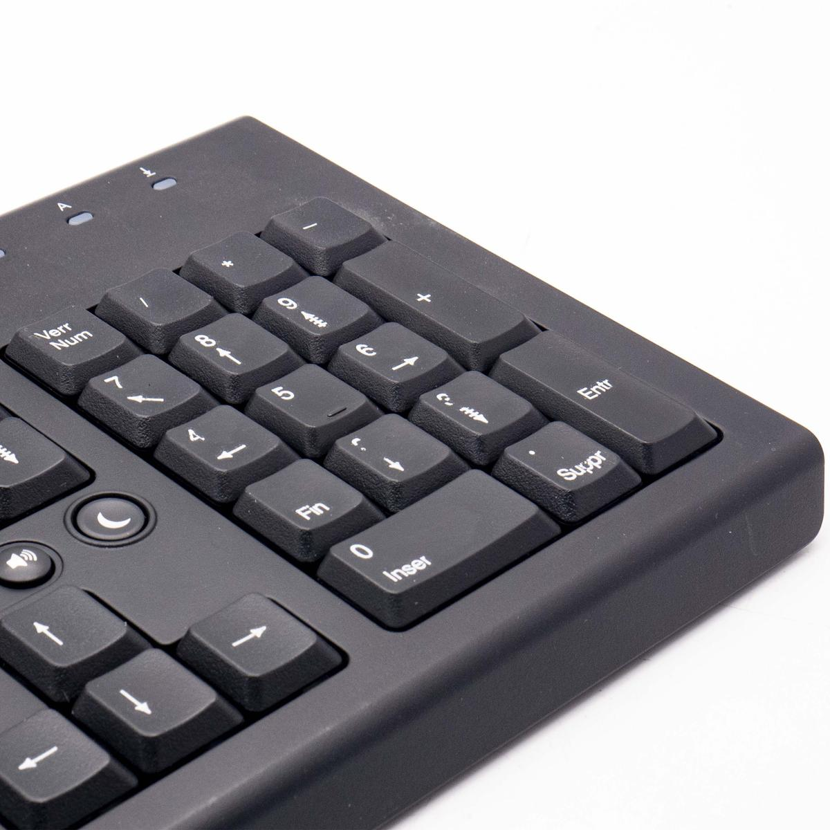 Primo piano di un tastierino numerico nero. Numeri, simboli e tasti funzione visibili su sfondo bianco. Tasti 'Invio' e 'Inserisci' presenti.