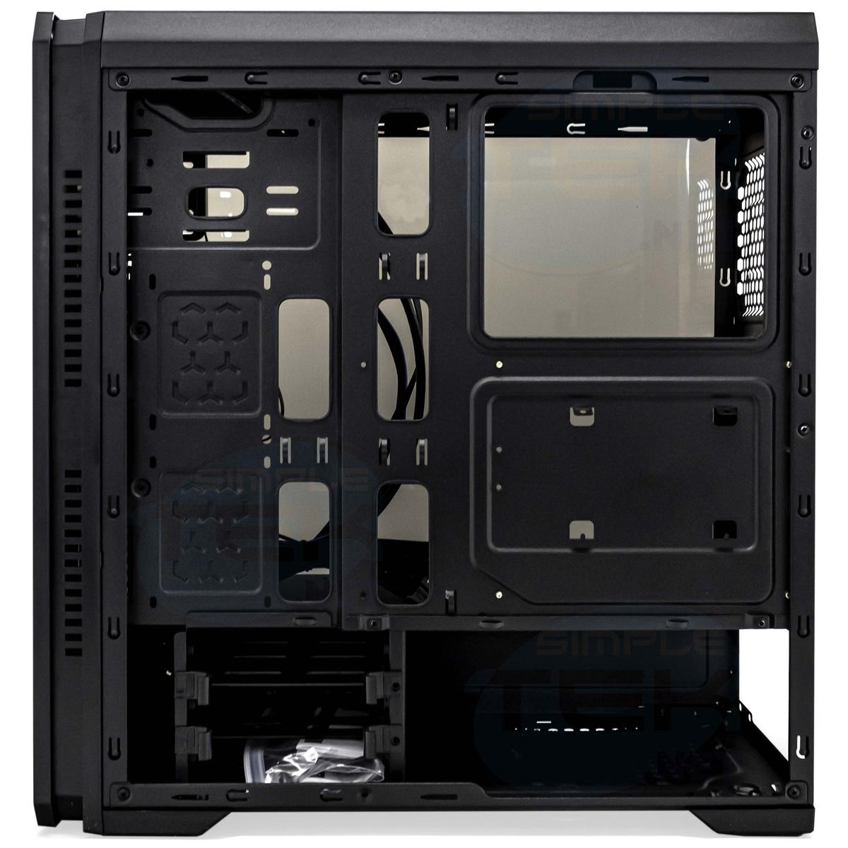 Interno di un case per computer nero. Ha vari scomparti per i componenti. I cavi sono visibili. Il case è vuoto.