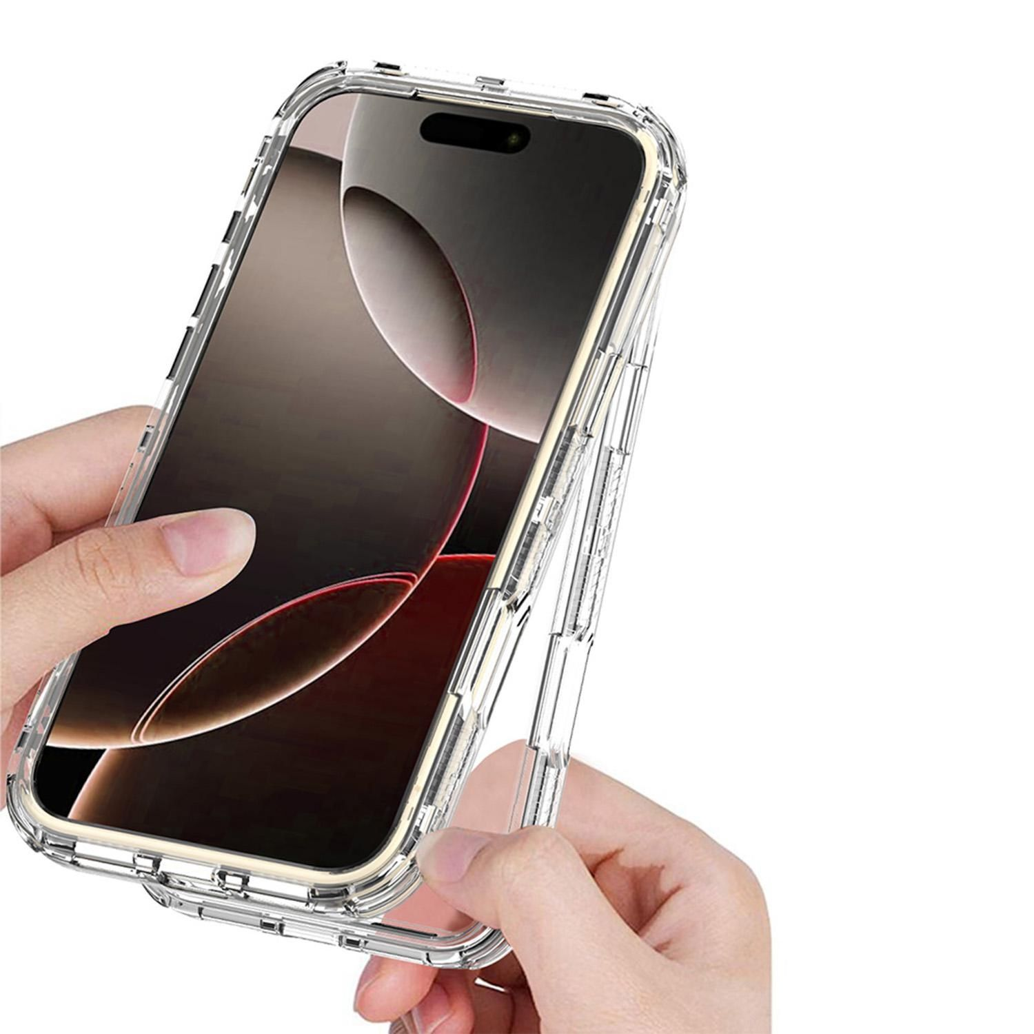 Una persona sostiene un teléfono inteligente en una funda protectora transparente. El teléfono tiene una pantalla negra con diseño. Fondo blanco.