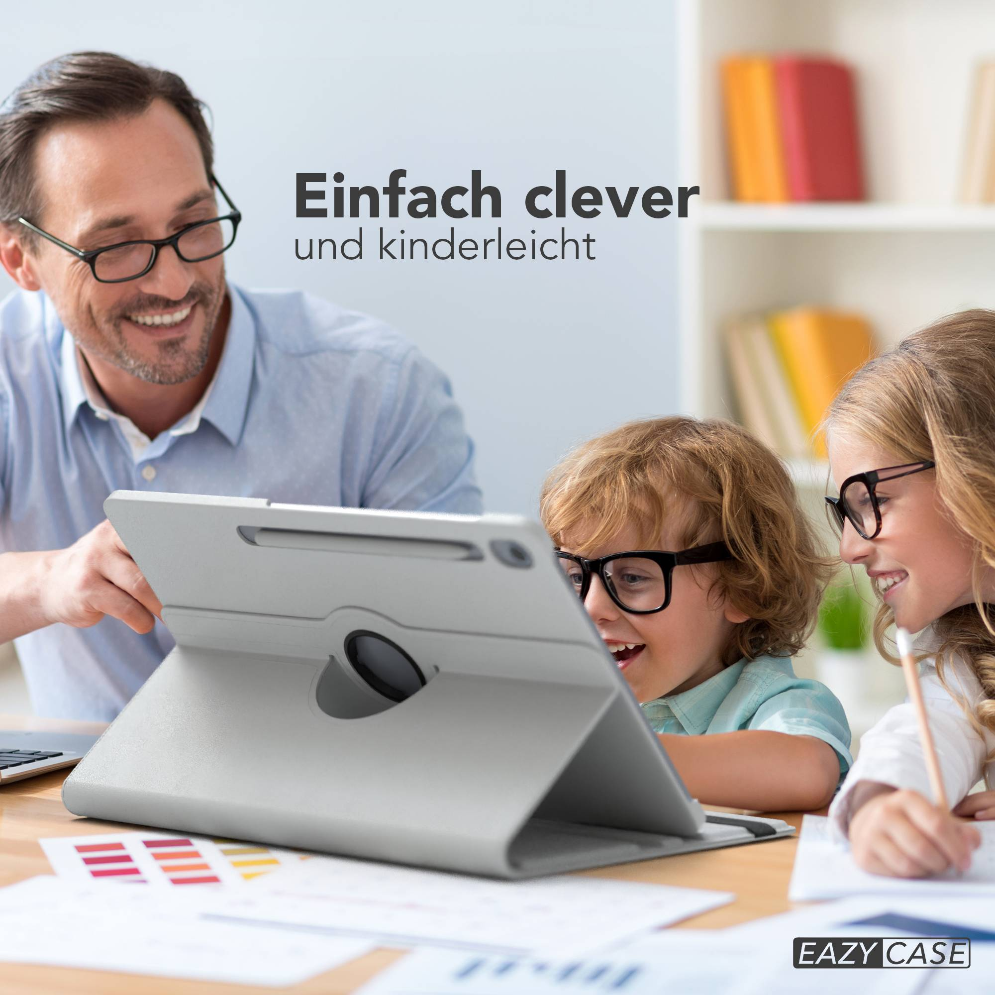 Ein Mann und zwei Kinder mit Brille schauen auf ein Tablet. Der Text lautet 'Einfach clever und kinderleicht'.