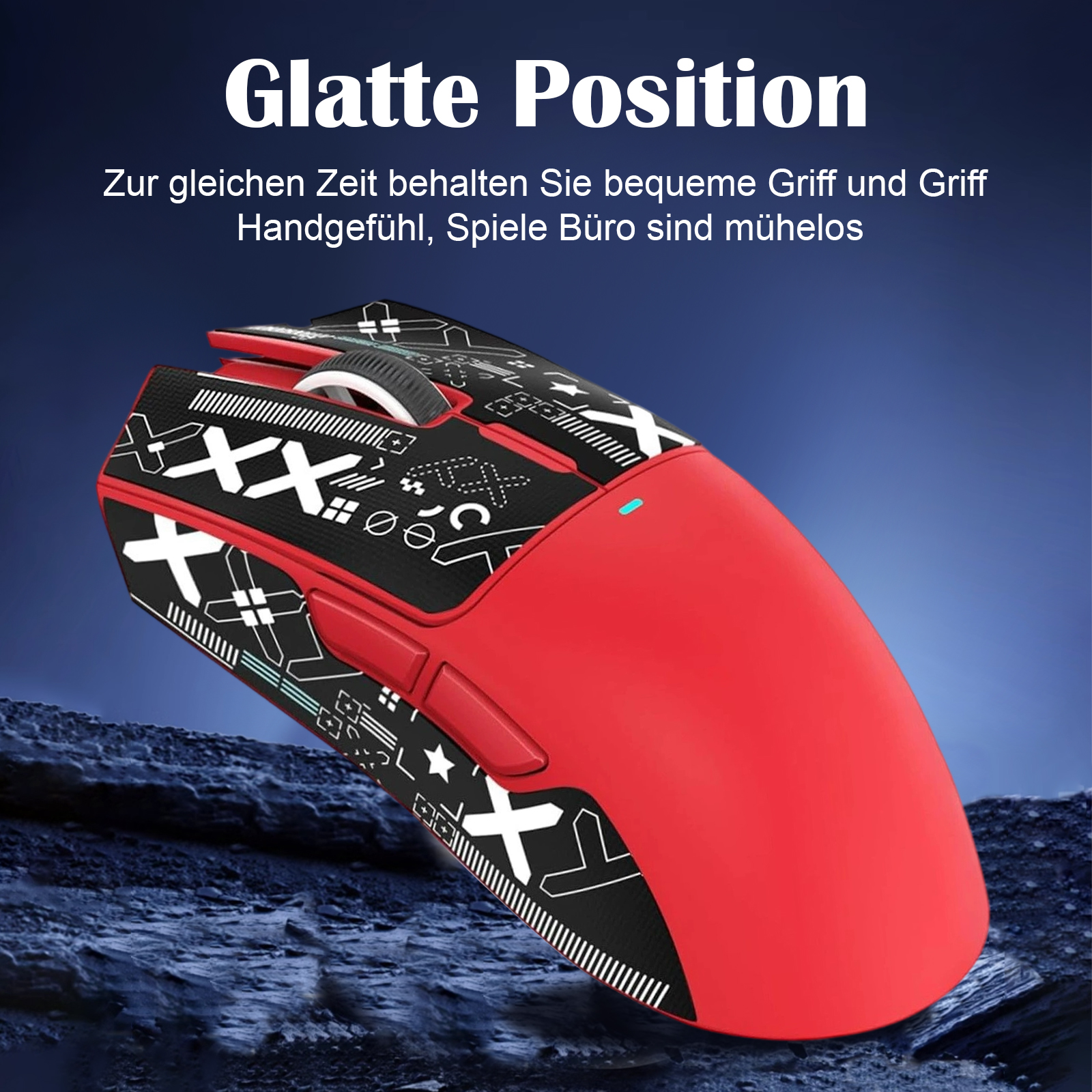 Eine rot-schwarze Gaming-Maus. Sie hat ein komplexes Design mit weißen Mustern und Symbolen. Der Hintergrund ist blau.