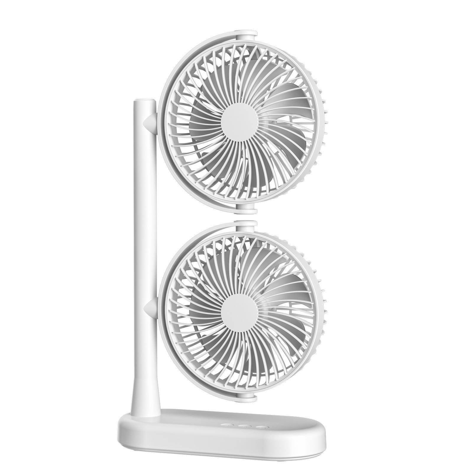 Ein weißer Doppel-Schreibtischventilator mit Sockel, vertikalem Ständer und zwei kreisförmigen Ventilatorköpfen.