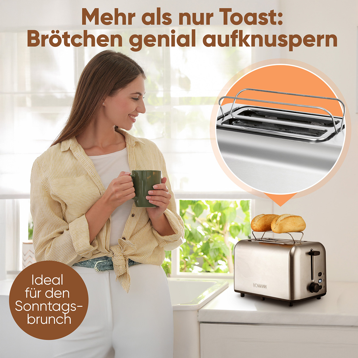 Frau mit grünem Becher, lächelnd. Ein Toaster mit Brot steht auf der Theke. Text: 'Brötchen genial aufknuspern'.