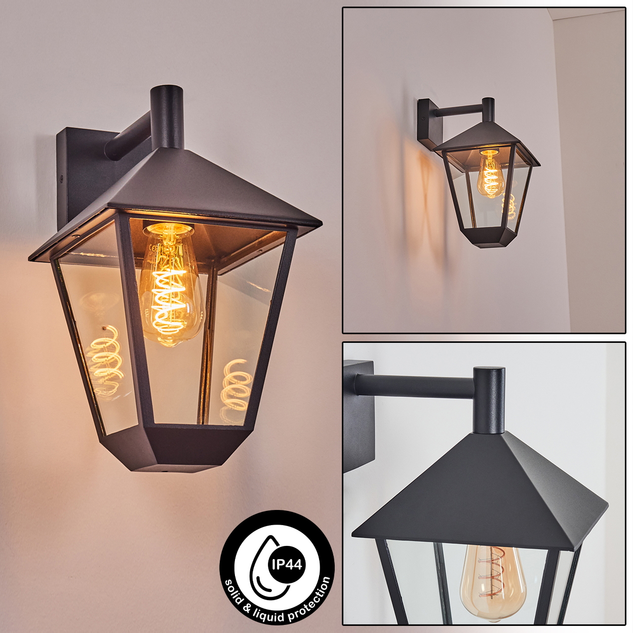 Schwarze Außenwandleuchten mit Glaspaneelen, Schutzart IP44. Eine Lampe steht im Fokus, zwei weitere im Hintergrund. Die Lampen sind an einer weißen Wand.