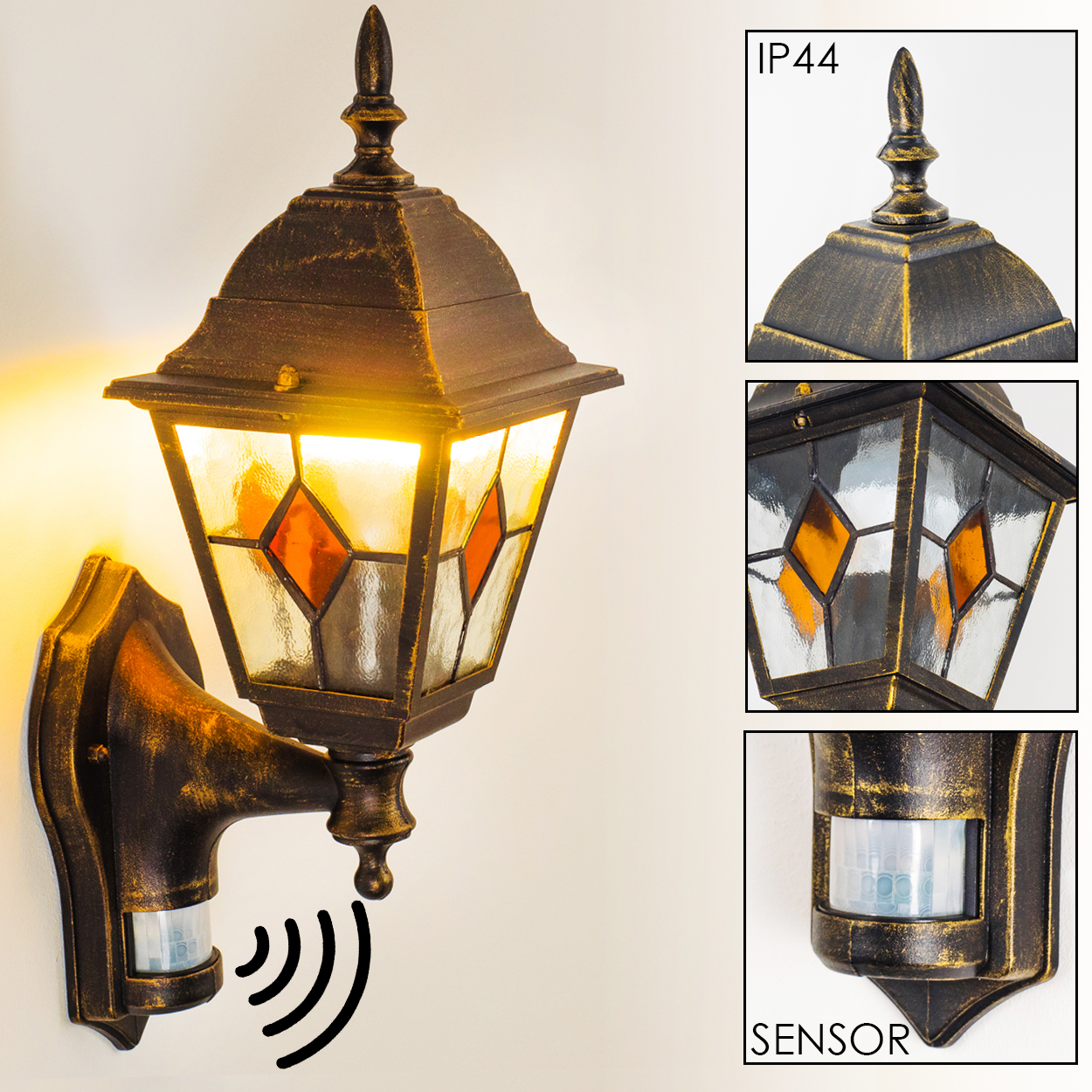 Outdoor-Wandleuchte mit Sensor. Sie ist bronzefarben, mit Glasscheiben und einer dekorativen Spitze. Die Lampe ist an einer weißen Wand montiert.