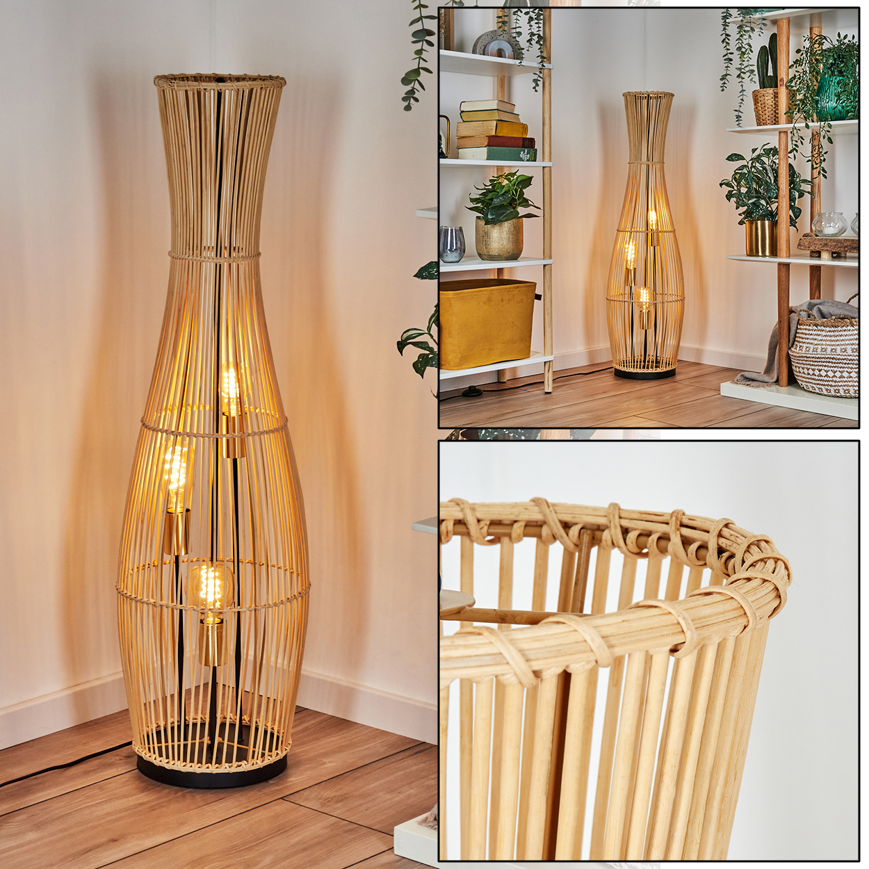 Eine hohe, gewebte Bambus-Stehlampe mit drei Glühbirnen auf einem Holzboden. Regale mit Pflanzen und Büchern im Hintergrund.