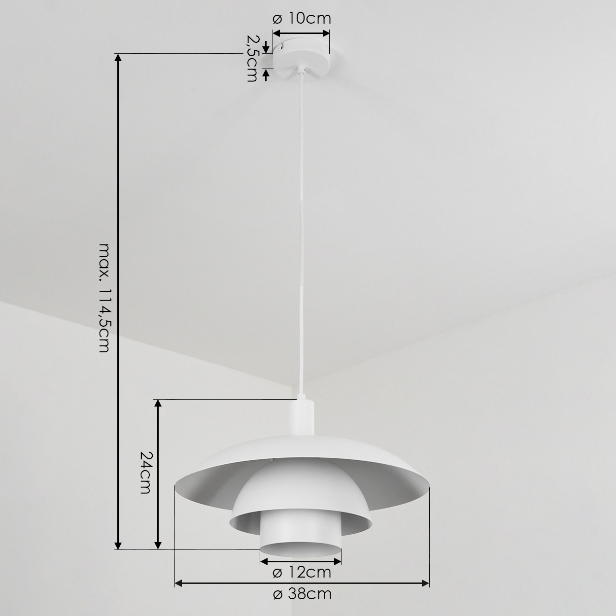 Eine weiße Pendelleuchte mit Maßangaben. Die Lampe hat drei Ebenen und hängt von der Decke. Abmessungen: 10cm, 2,5cm, 114,5cm, 24cm, 12cm und 38cm.
