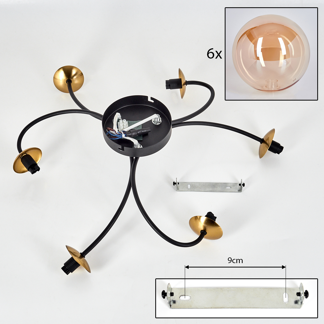 Deckenlampe mit sechs Armen, schwarz und gold. Enthält eine Glühbirne und Befestigungsmaterial. Der Durchmesser der Lampe beträgt 9 cm.
