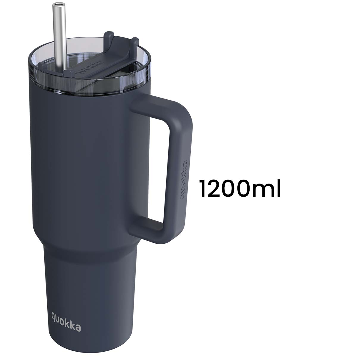 Un bicchiere Quokka blu navy con manico, cannuccia e coperchio trasparente. Il testo 1200 ml è a destra.