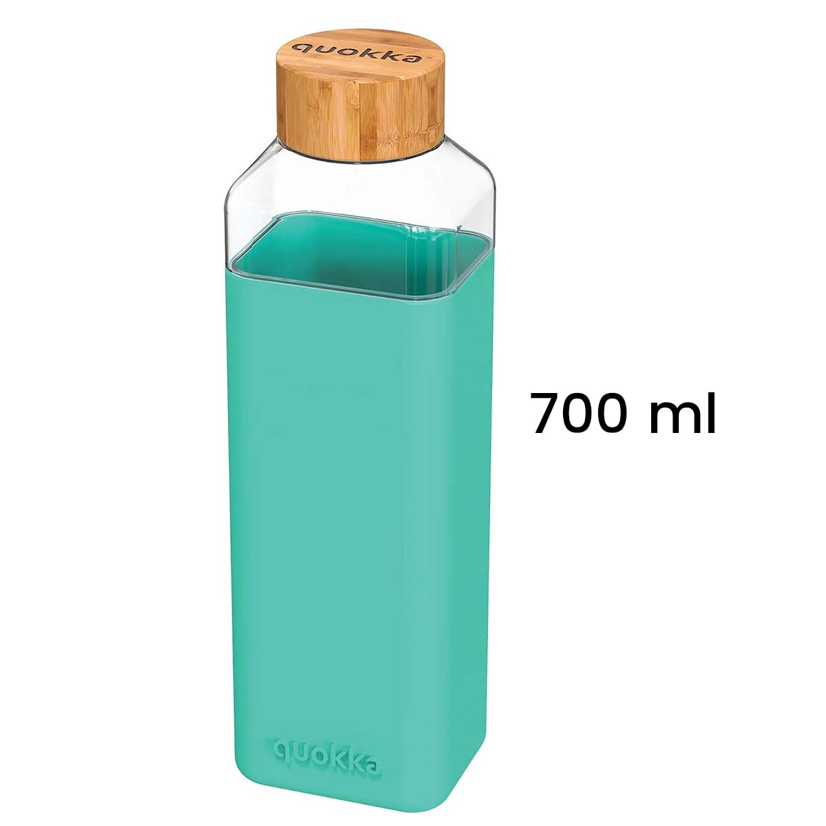 Una bottiglia d'acqua verde acqua con coperchio in legno. La bottiglia ha il marchio 'quokka'. È etichettata 700 ml.