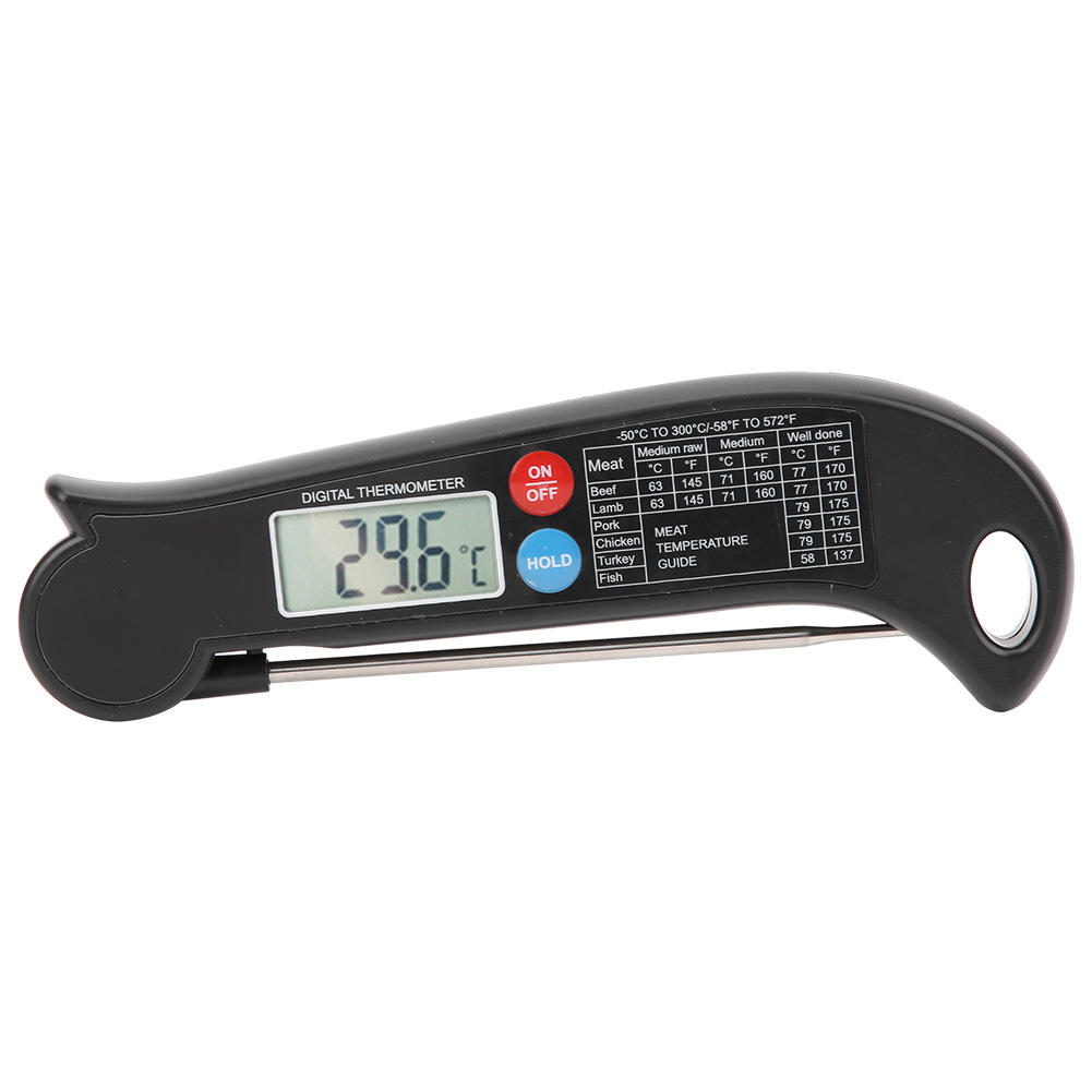 Schwarzes digitales Thermometer, das 29,6 °C anzeigt, mit Fleischtemperaturen-Leitfaden und Ein/Aus-Tasten. Edelstahlsonde.