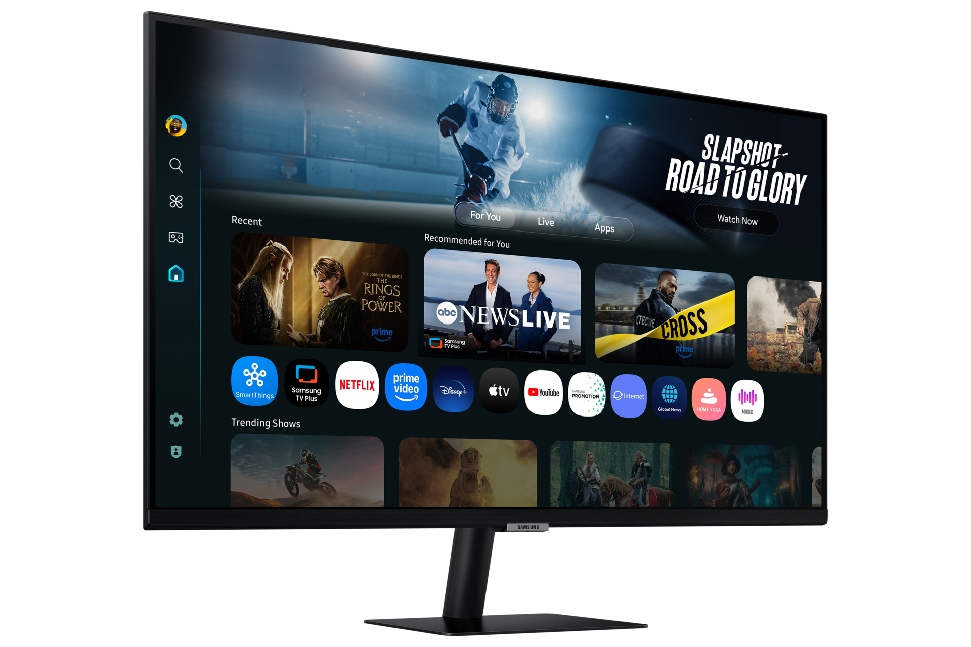 Un televisore Samsung mostra una partita di hockey e app. Lo schermo mostra icone di film e programmi, con supporto nero.