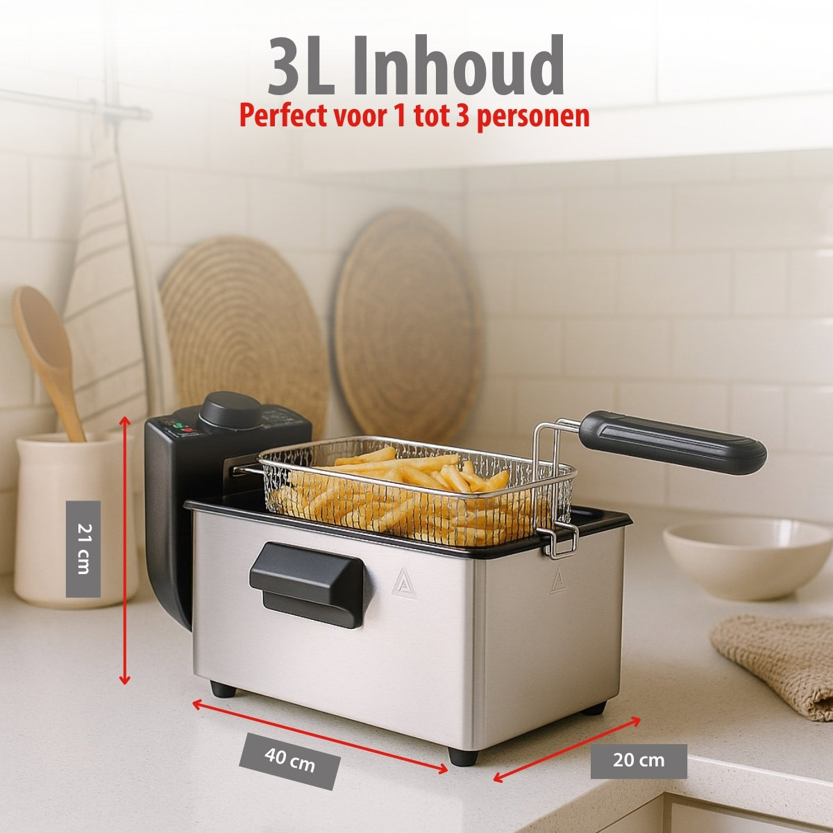 A stainless steel deep fryer with a basket of fries sits on a countertop. Text states: 3L, perfect for 1-3 persons.
