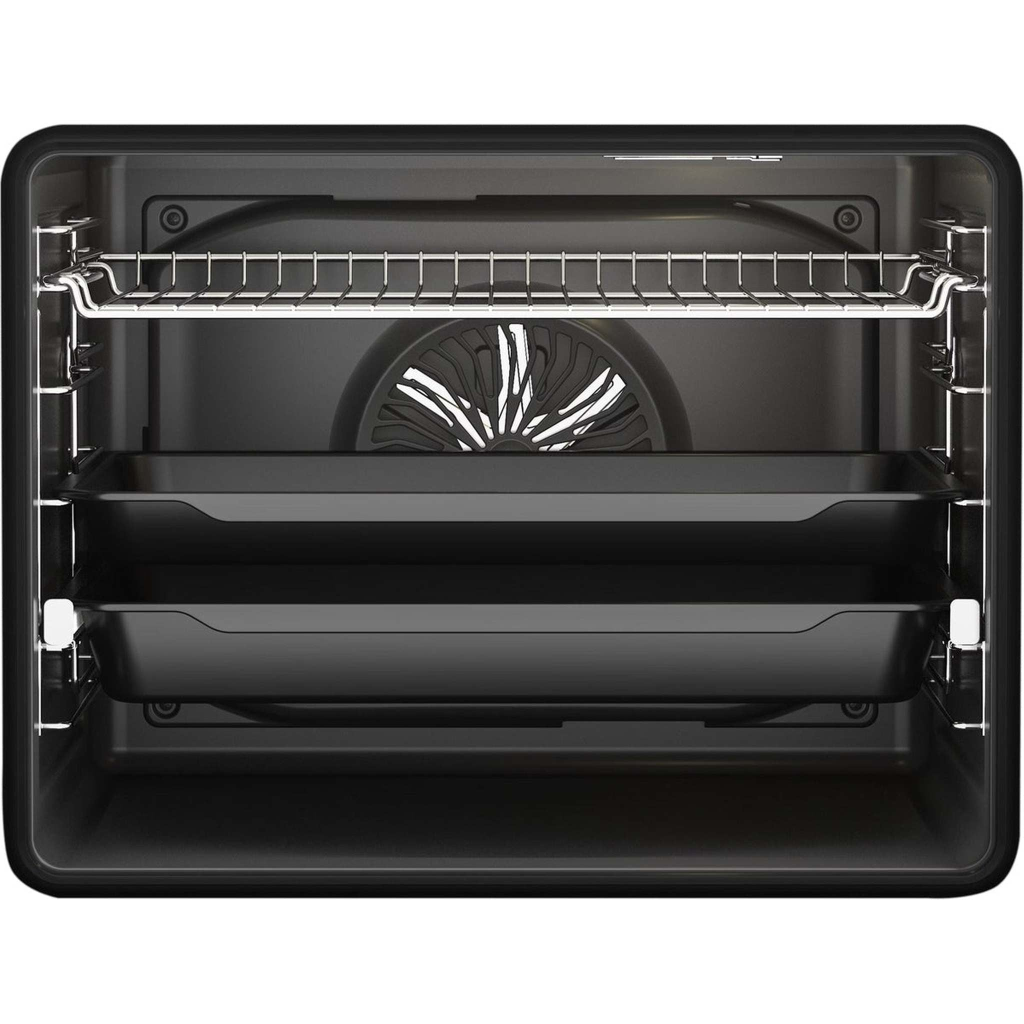 Puste czarne wnętrze piekarnika. Ma dwie tace i ruszt. Z tyłu widoczny jest wentylator.