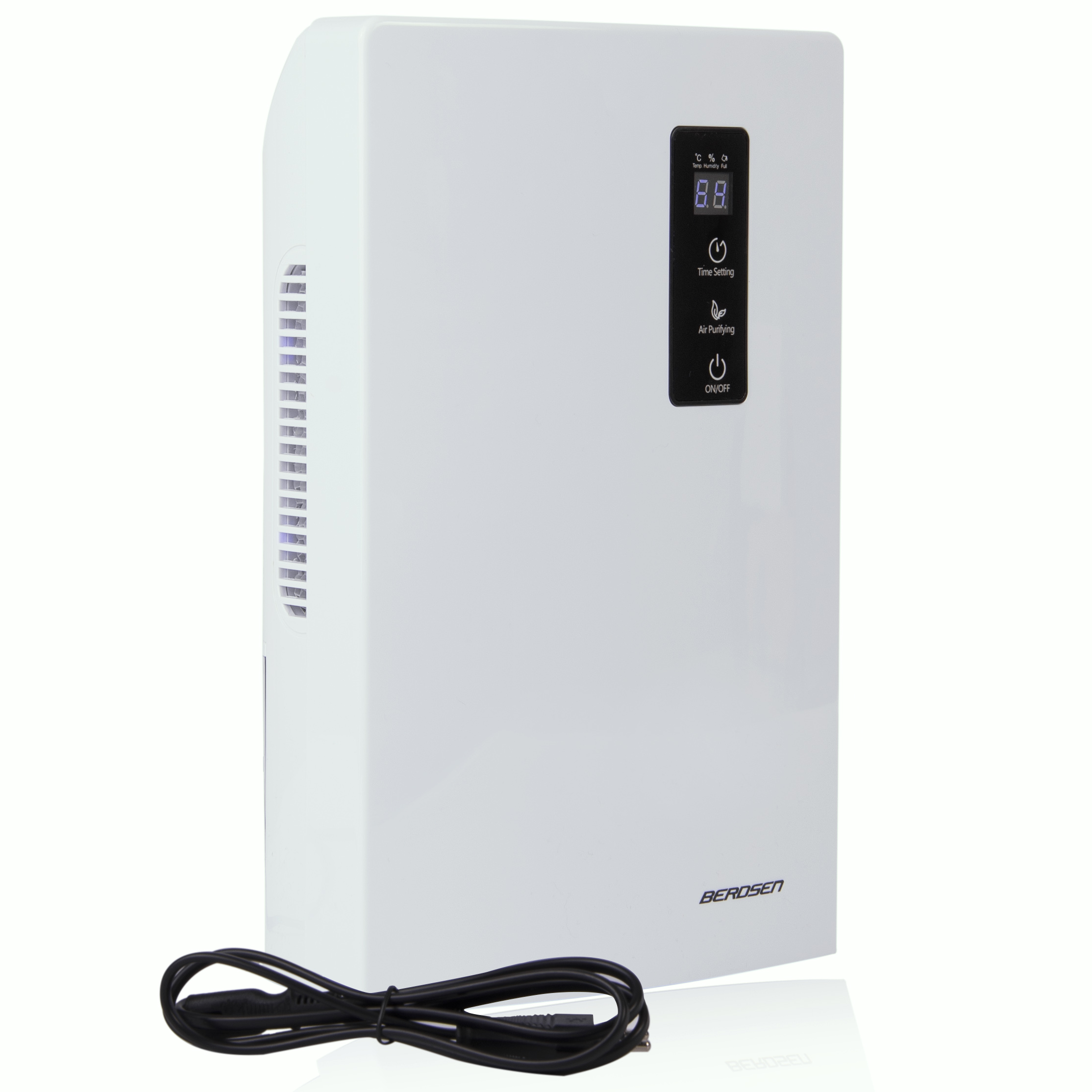 Biały oczyszczacz powietrza z panelem sterowania, wyświetlaczem cyfrowym i przewodem zasilającym. Marka 'BEROSEN'.