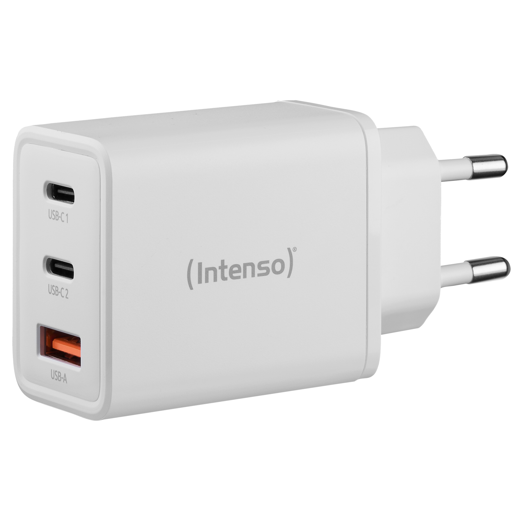 Cargador USB Intenso blanco con tres puertos: dos USB-C y uno USB-A. Tiene un enchufe europeo.