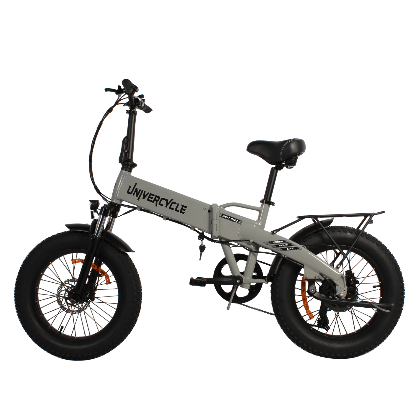 Una bici elettrica grigia Unicycle con pneumatici neri grassi su sfondo nero. La bici ha sella e manubrio neri.