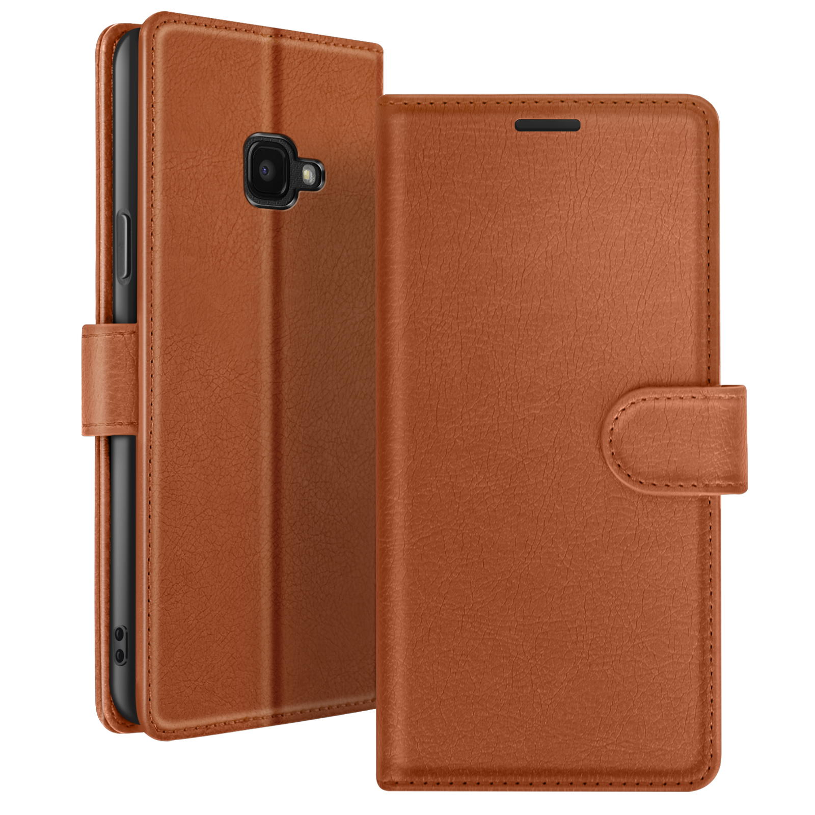 Un étui de téléphone en cuir marron est présenté ouvert, montrant le téléphone à l'intérieur. L'étui a une fermeture magnétique et des bords cousus.