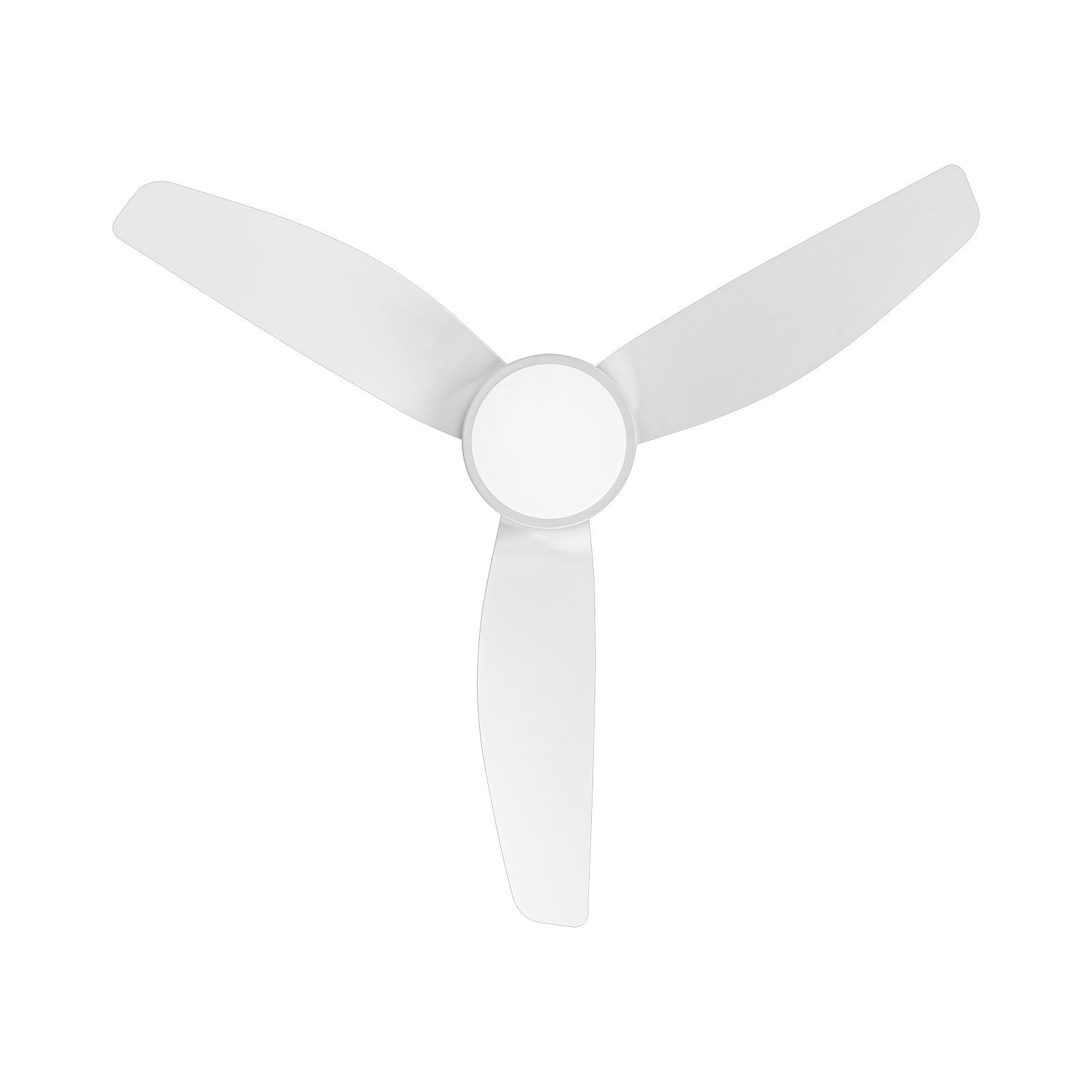 Un ventilador de techo blanco con tres aspas centrado sobre un fondo blanco liso.
