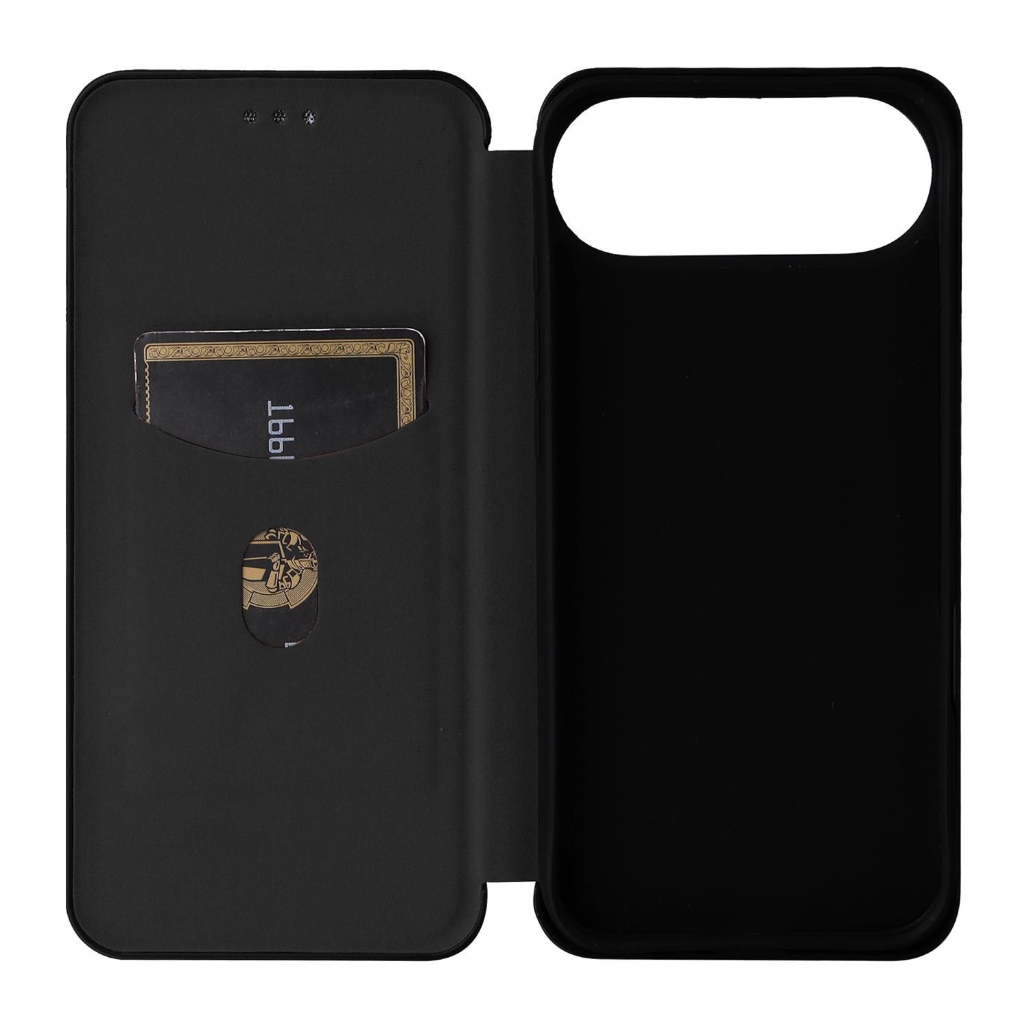 Funda negra para teléfono con ranura para tarjeta de crédito. La funda está abierta, revelando una tarjeta dorada con números.