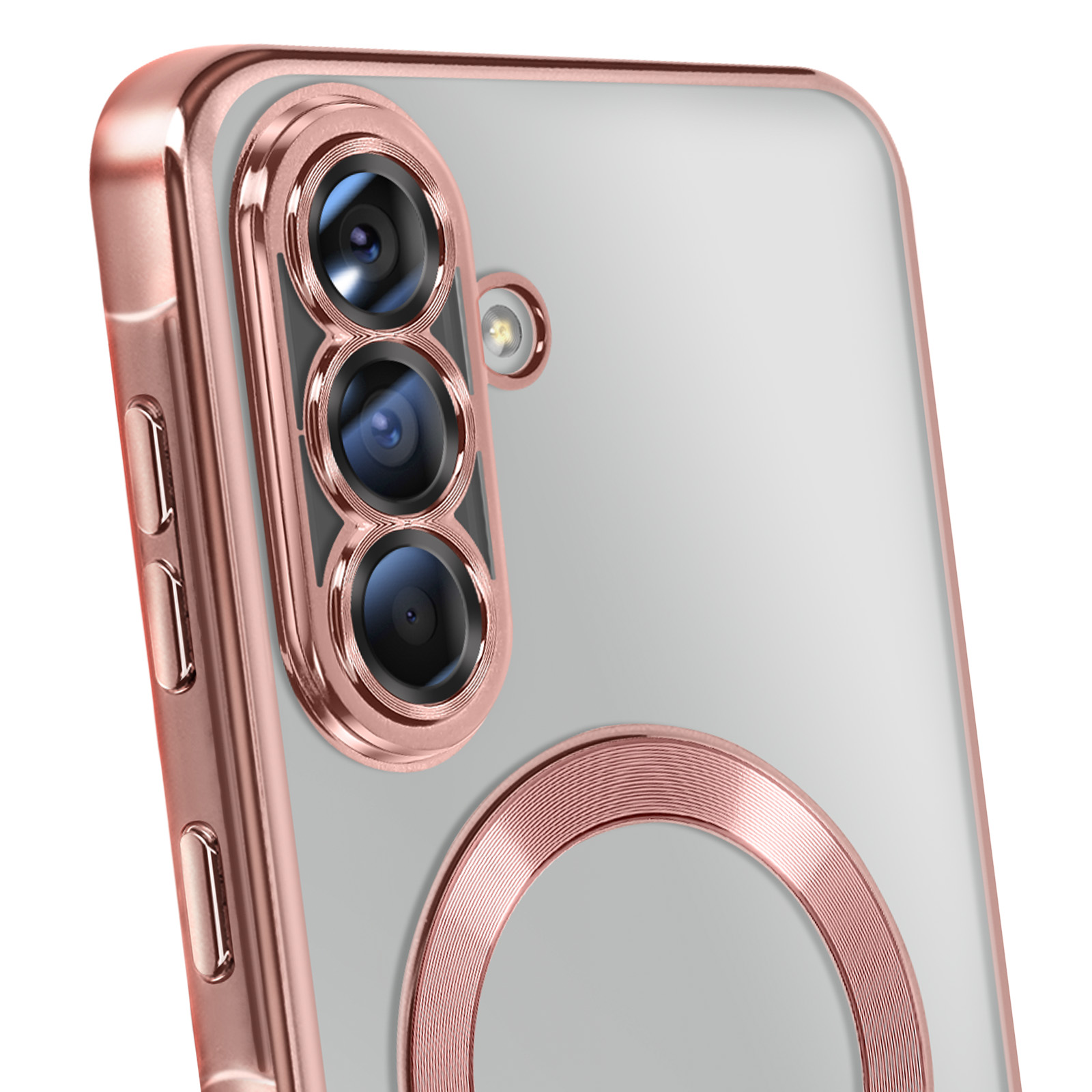 Gros plan d'un téléphone avec un étui or rose. Trois objectifs de caméra sont visibles. Le fond est gris clair.