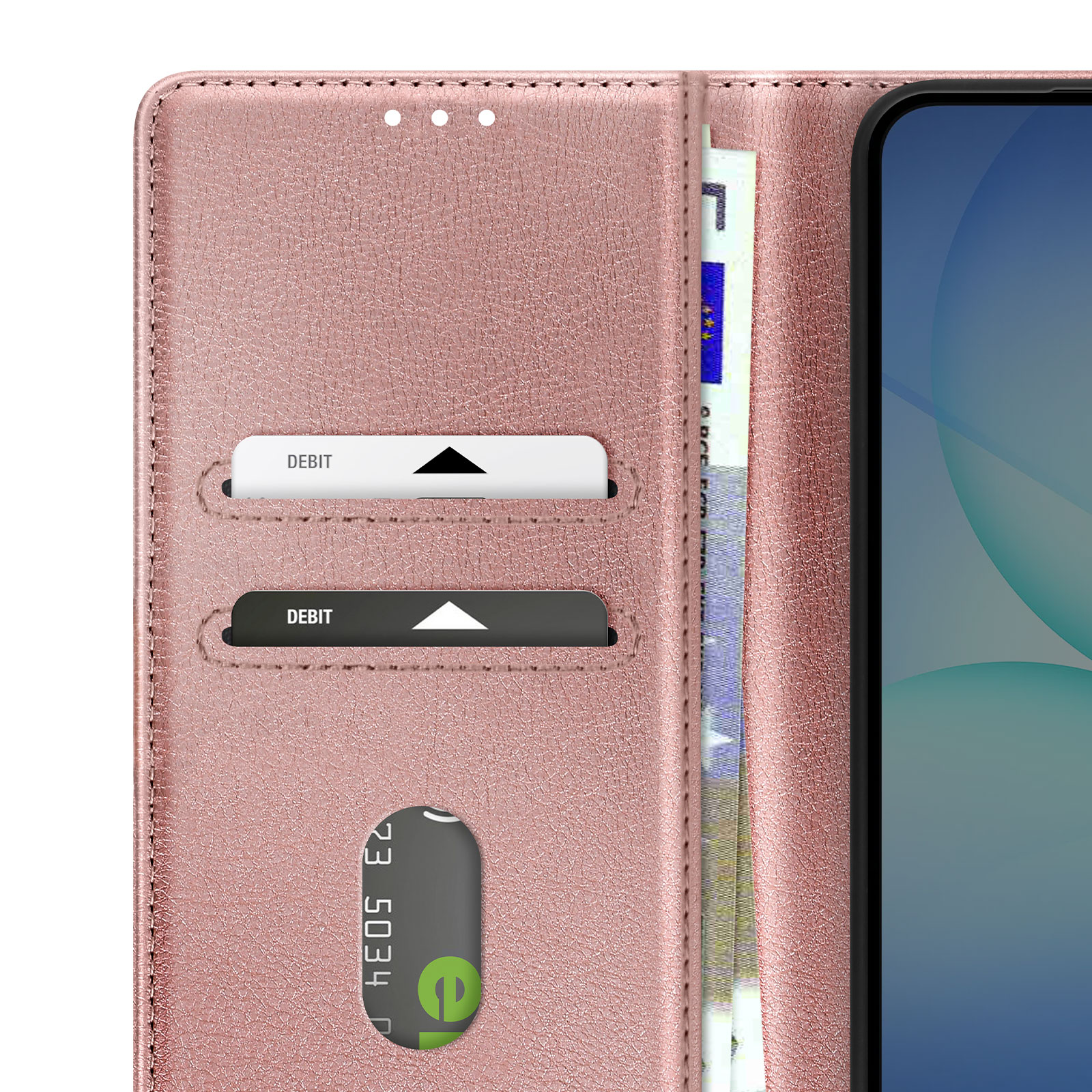 Una custodia per telefono color oro rosa con fessure per carte. Un telefono a destra. Carte e denaro sono visibili.