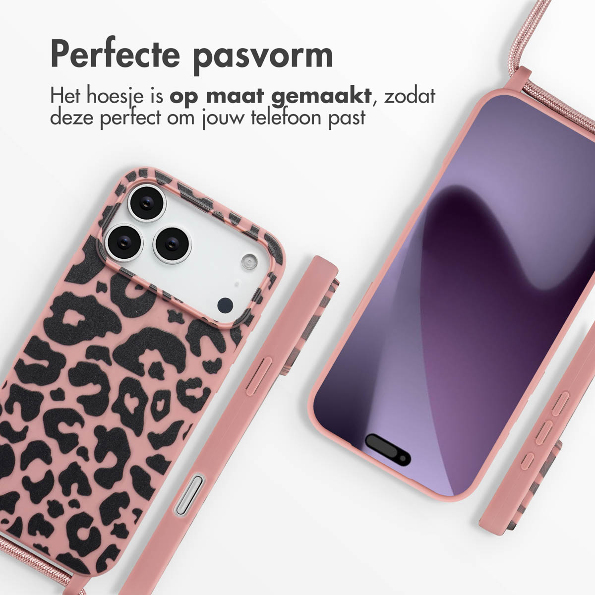 Coque de téléphone rose avec imprimé léopard et une seconde coque. Le texte dit 'Ajustement parfait'.