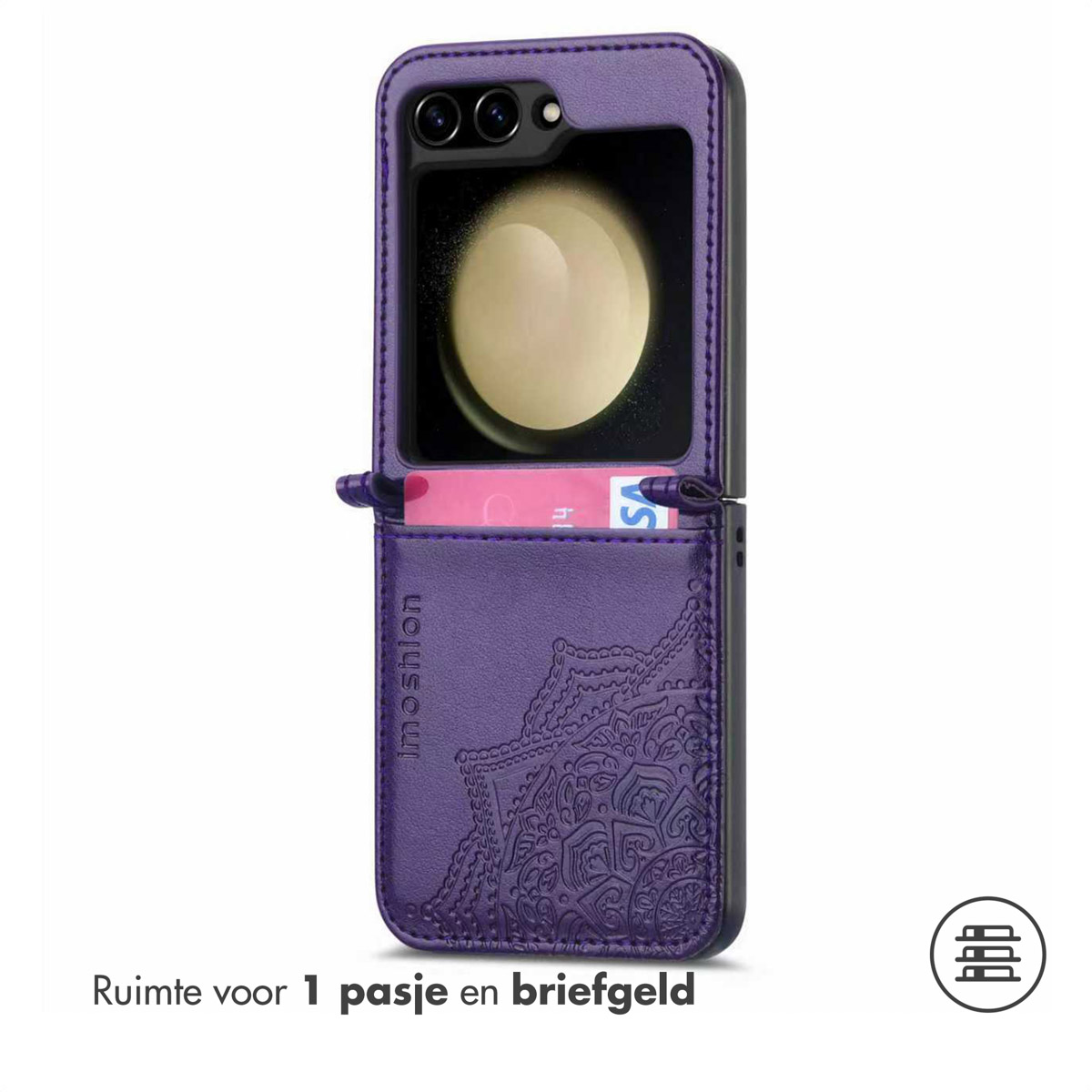 Paarse telefoonhoes met kaartsleuf, met een telefoon met een licht scherm. Tekst: 'Ruimte voor 1 pasje en briefgeld'.