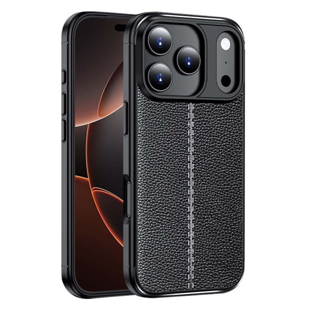 Dokulu sırt ve kamera modülüne sahip siyah telefon kılıfı. Ekran solda görünüyor. Arkada beyaz dikişler var.