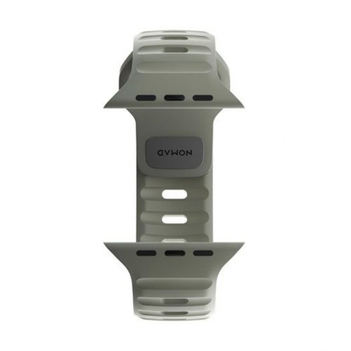 Un cinturino grigio chiaro per Apple Watch. Sul cinturino c'è la scritta 'NOMAD'. Il cinturino è a fuoco e centrato su sfondo bianco.