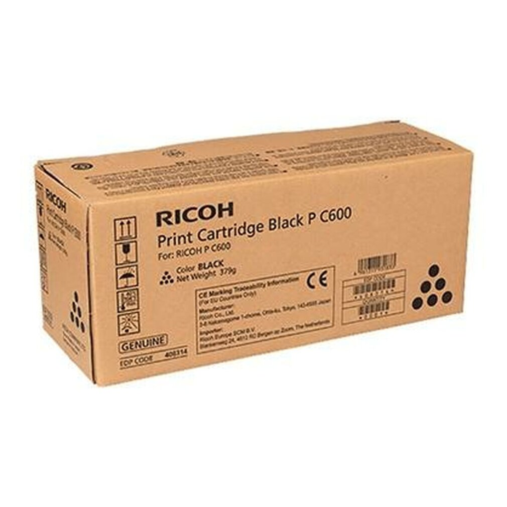 Pudełko z wkładem drukującym Ricoh, beżowe z czarnym tekstem. Widnieje na nim napis 'Print Cartridge Black P C600'. Pudełko ma etykietę 'Genuine'.