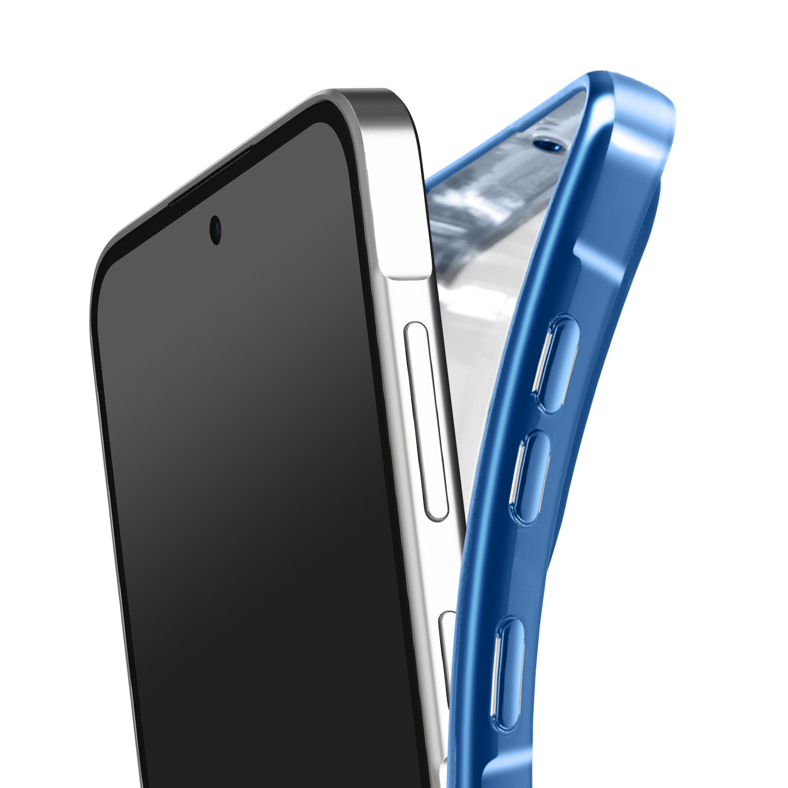 Gros plan d'un smartphone avec écran noir, cadre argenté et coque bleue sur fond blanc.