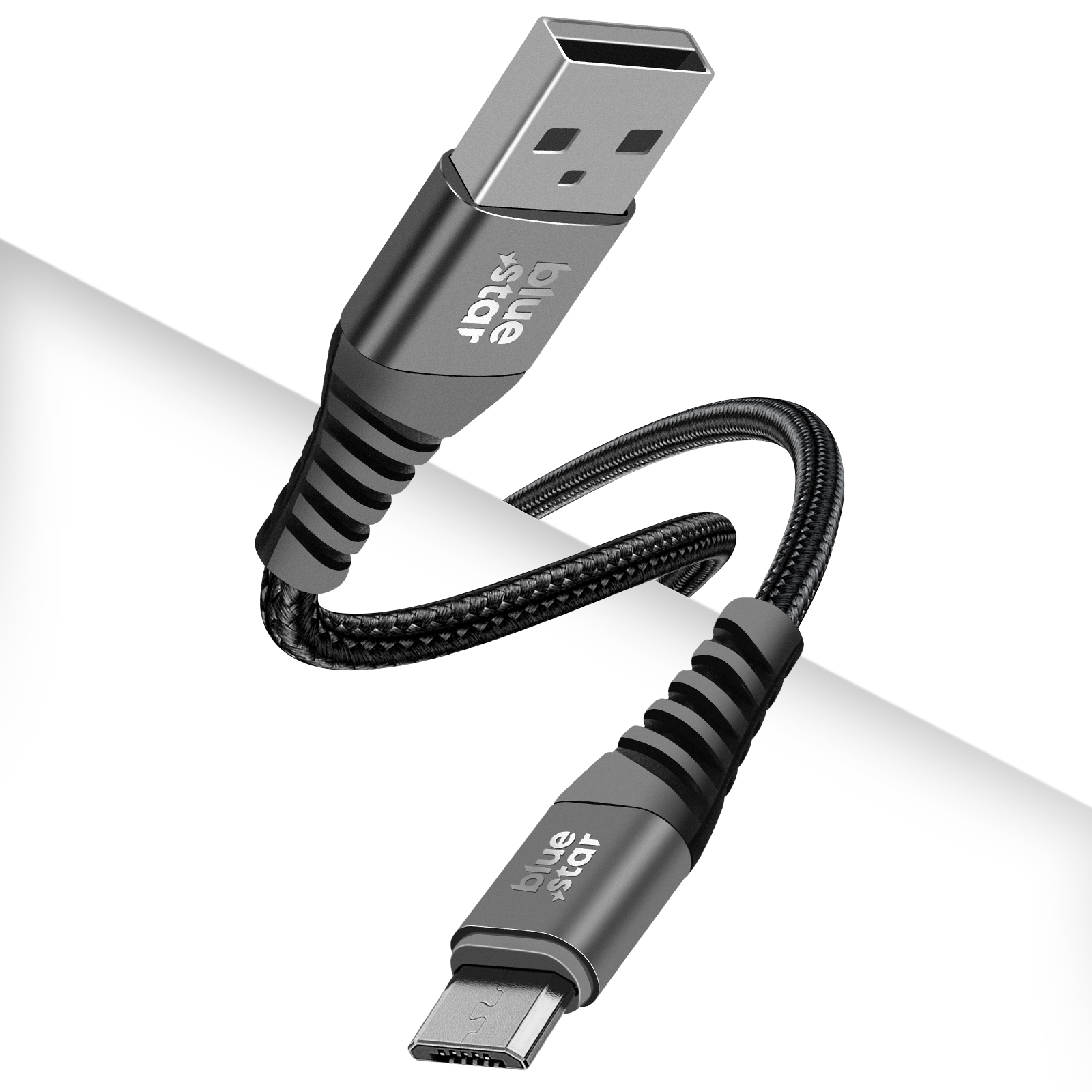 Un cavo USB-C nero e grigio è mostrato. Il cavo ha un connettore USB a un'estremità e un connettore USB-C all'altra. Lo sfondo è bianco.