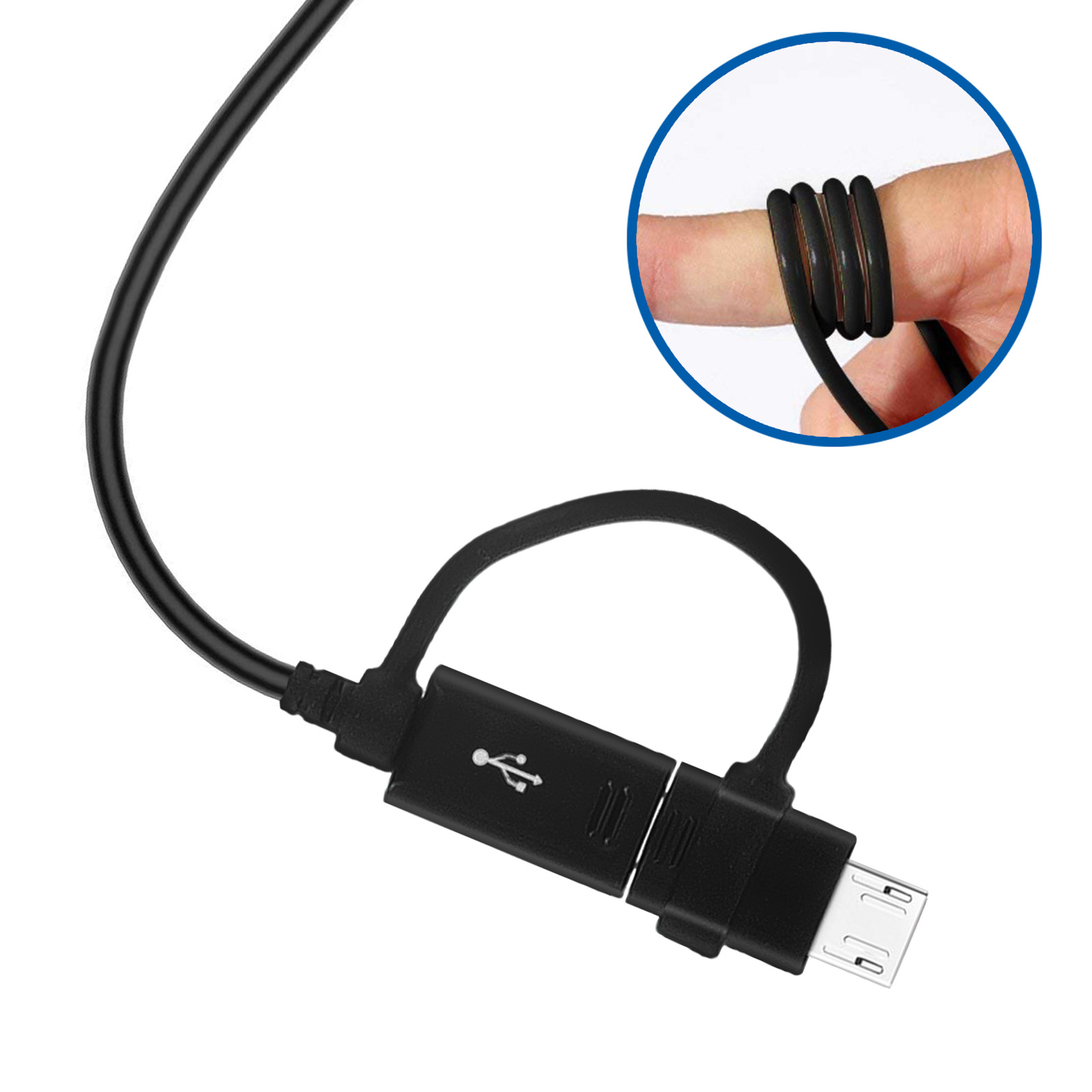 Un cavo USB nero con un connettore, un dito con anelli di gomma neri arrotolati e sfondo bianco.