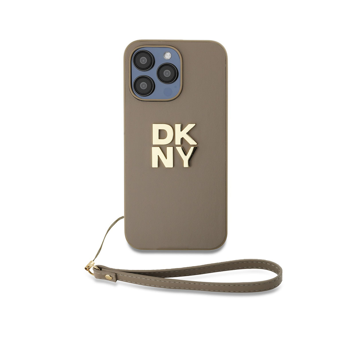 Una custodia per cellulare con logo DKNY. La custodia è marrone e ha un cinturino da polso attaccato. Lo sfondo è bianco.